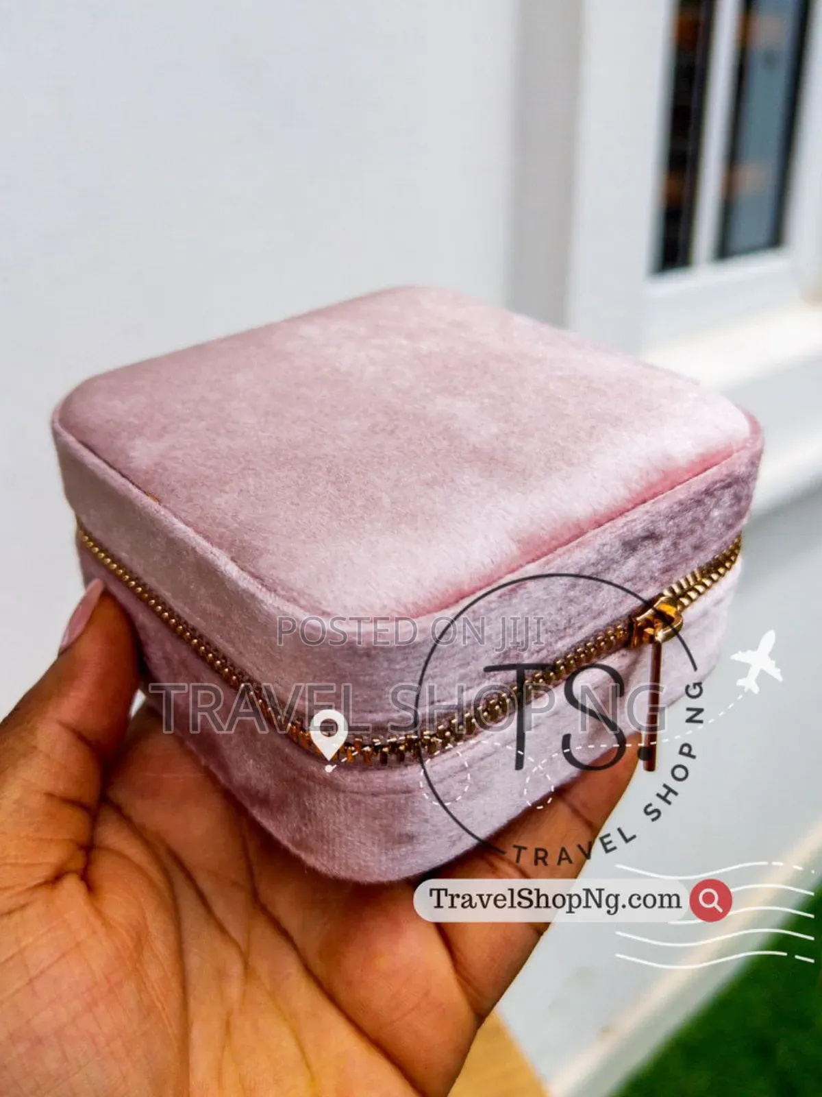 Velvet Jewelry Box With Mirror