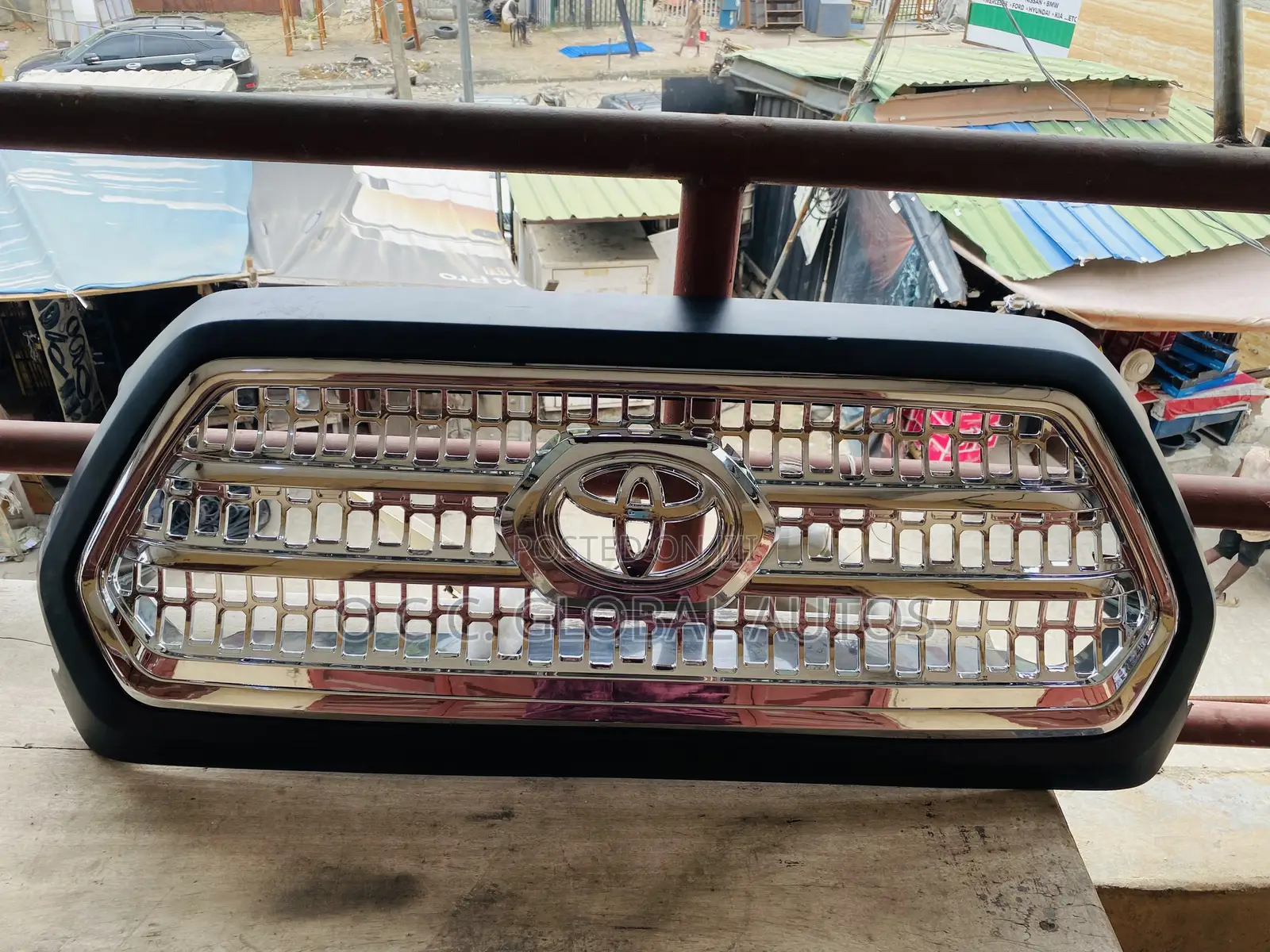 Front Grill Toyota Tacoma 2018