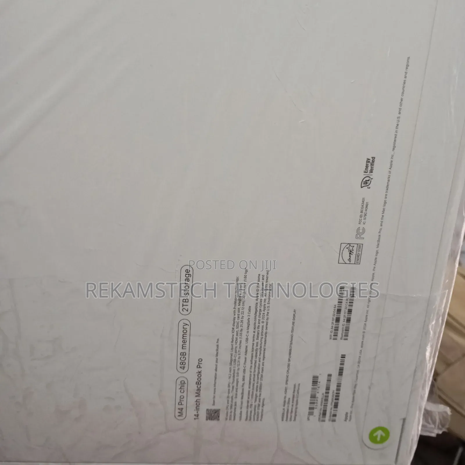 New Laptop Apple MacBook Pro 2024 M4 14-Inch 48GB Apple M4 Pro SSD 2T