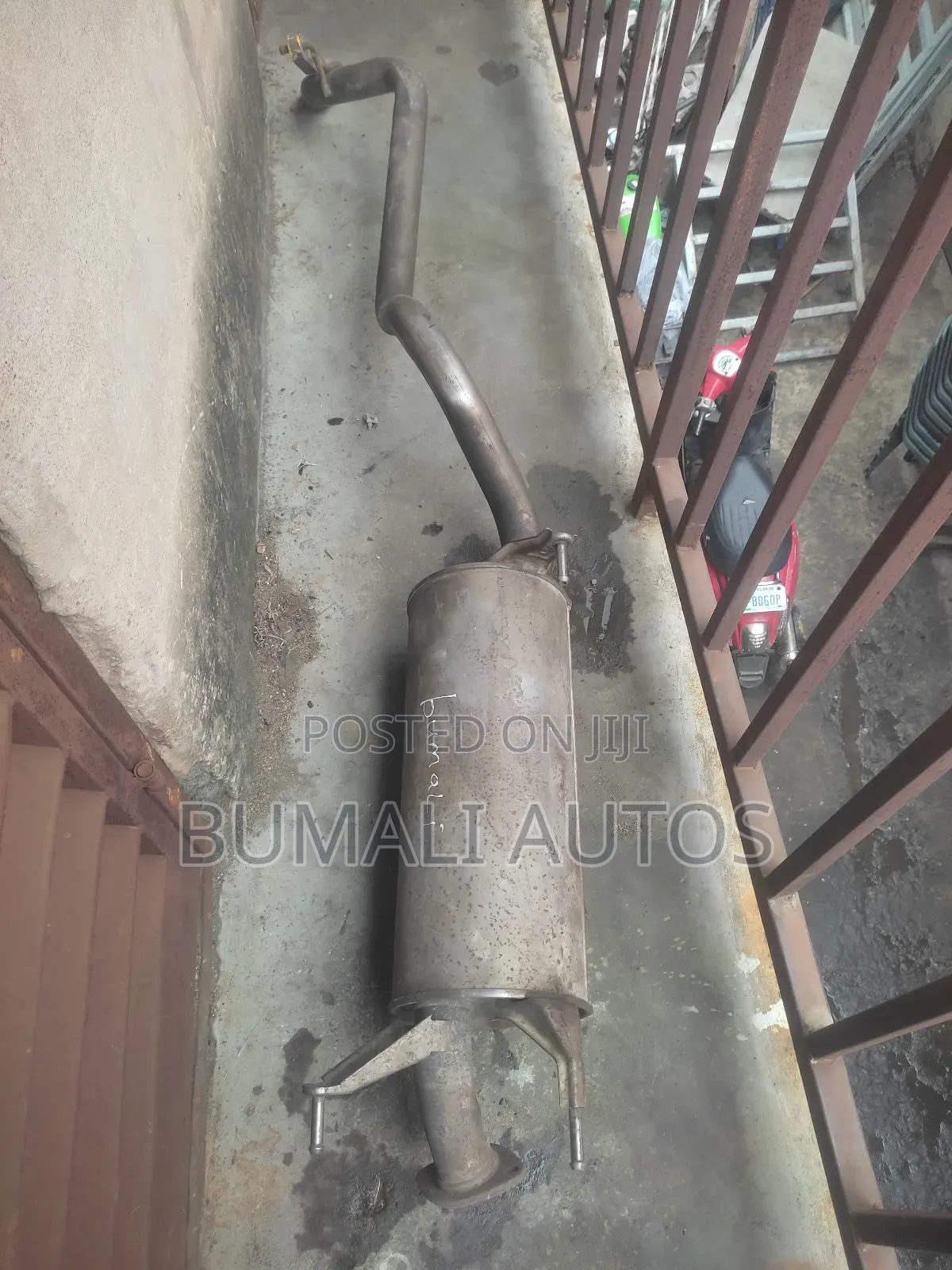 Exhaust Silencer Pot for Toyota Hiace/Hummer Bus