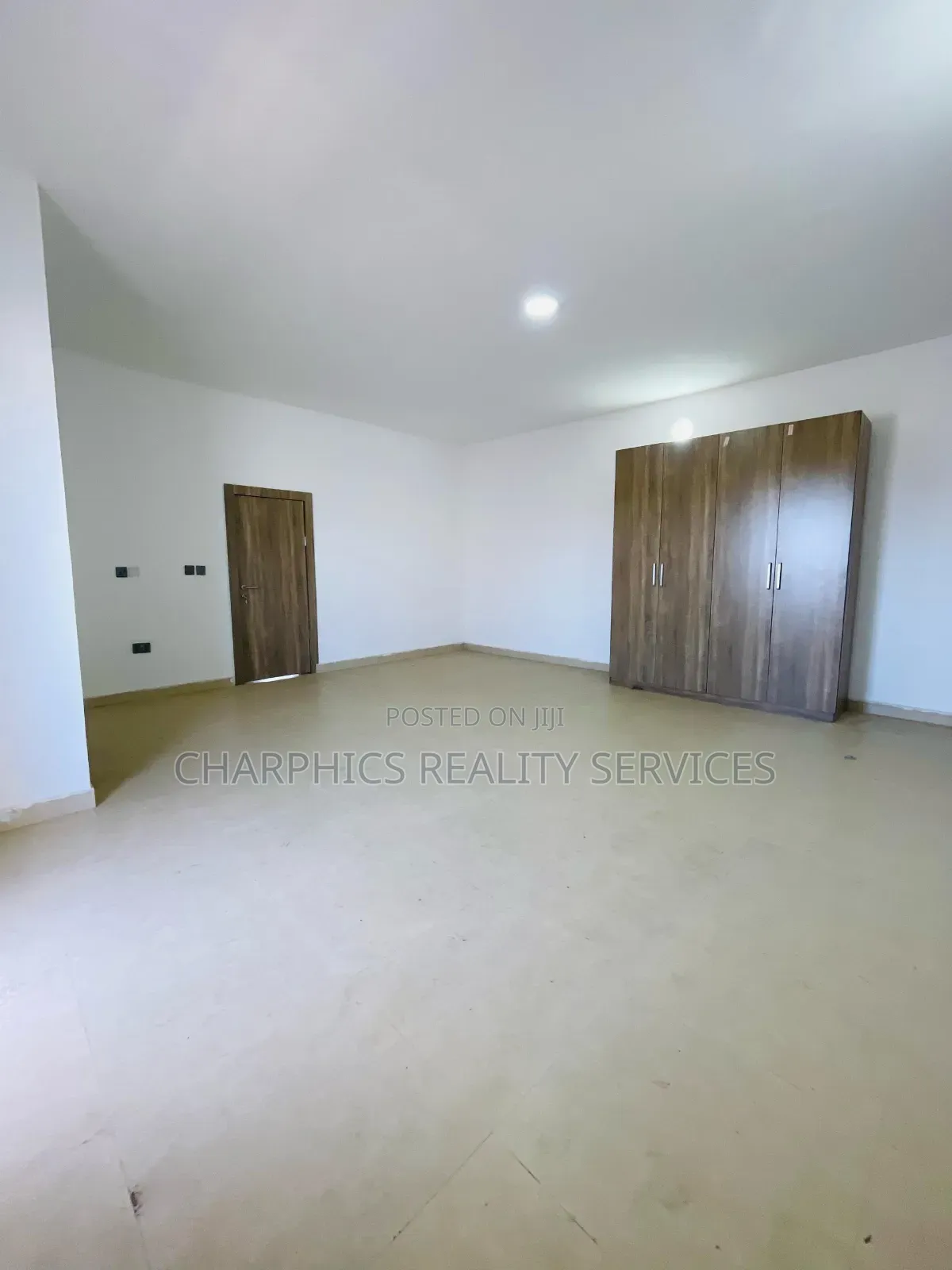 3bdrm Apartment in Anthony Village for sale