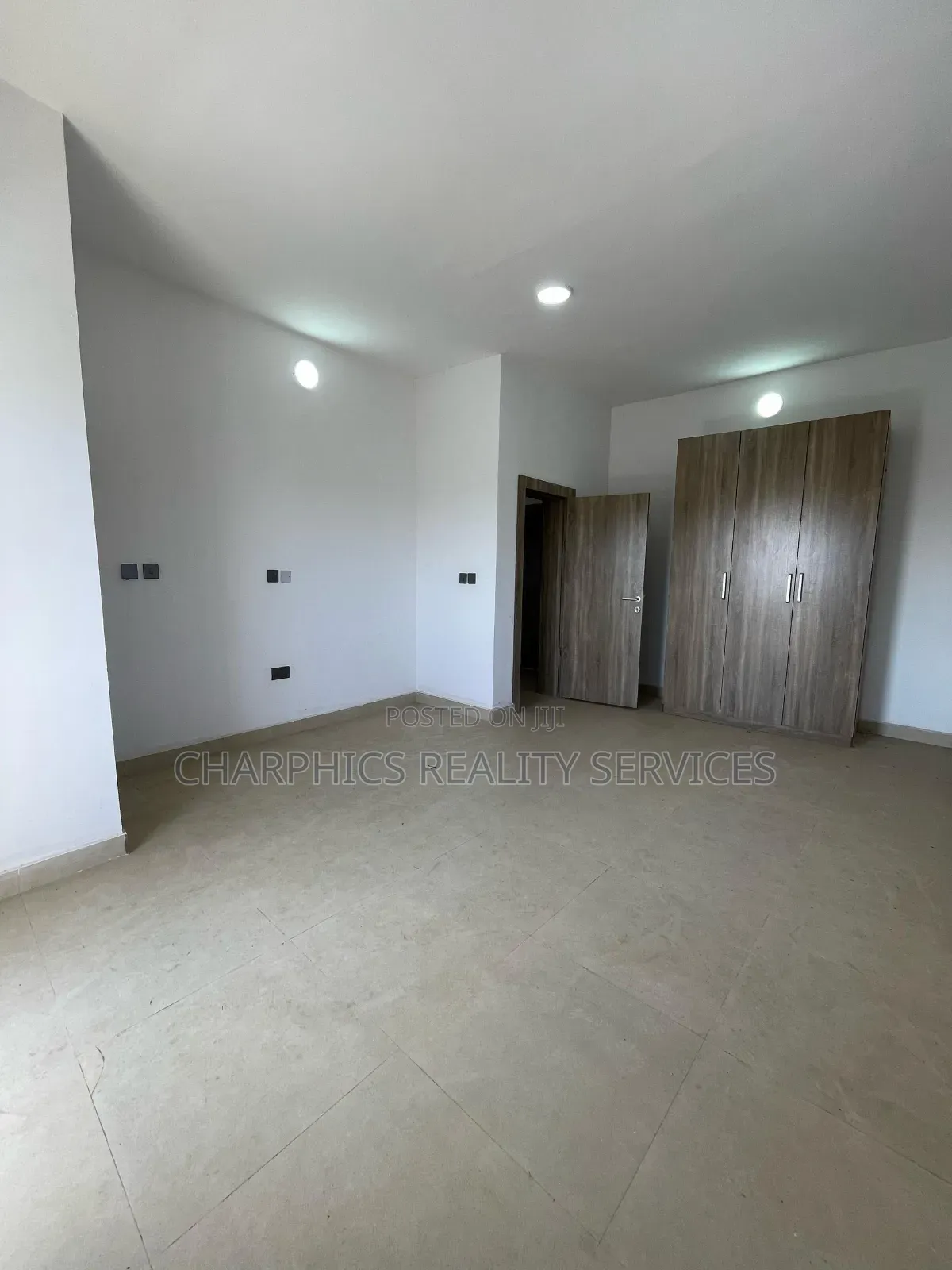 3bdrm Apartment in Anthony Village for sale