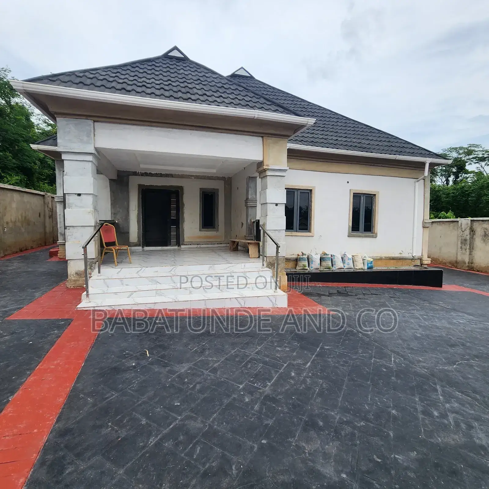 3bdrm Bungalow in Mega Estate, Mogana, Akala Express for sale
