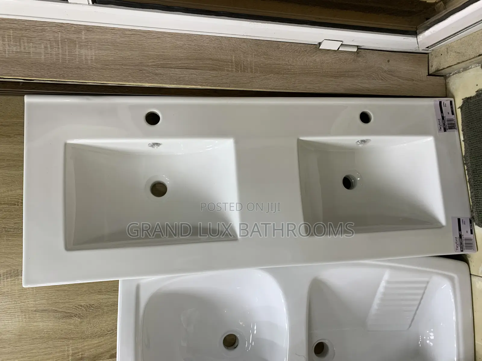 Cabinet Basin