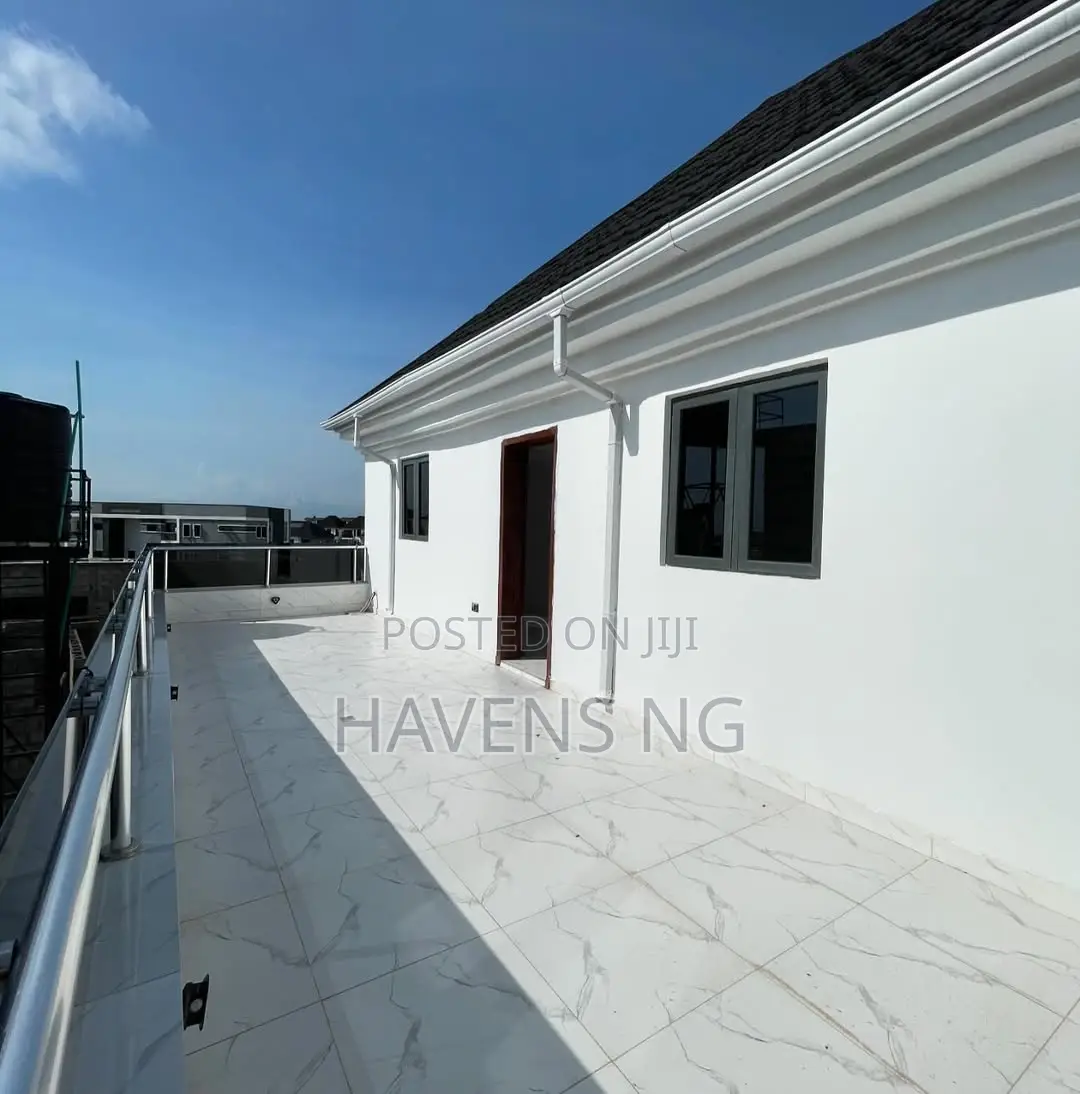 5bdrm Duplex in Ado / Ajah for sale