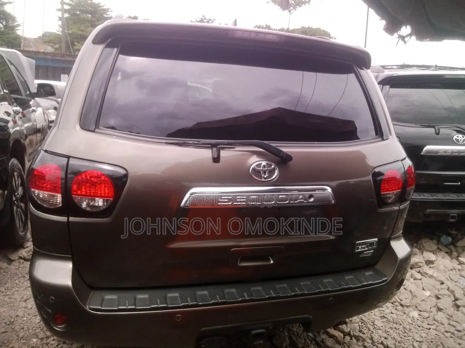 Toyota Sequoia Platinum 4dr SUV (5.7L 8cyl 6A) 2015 Brown