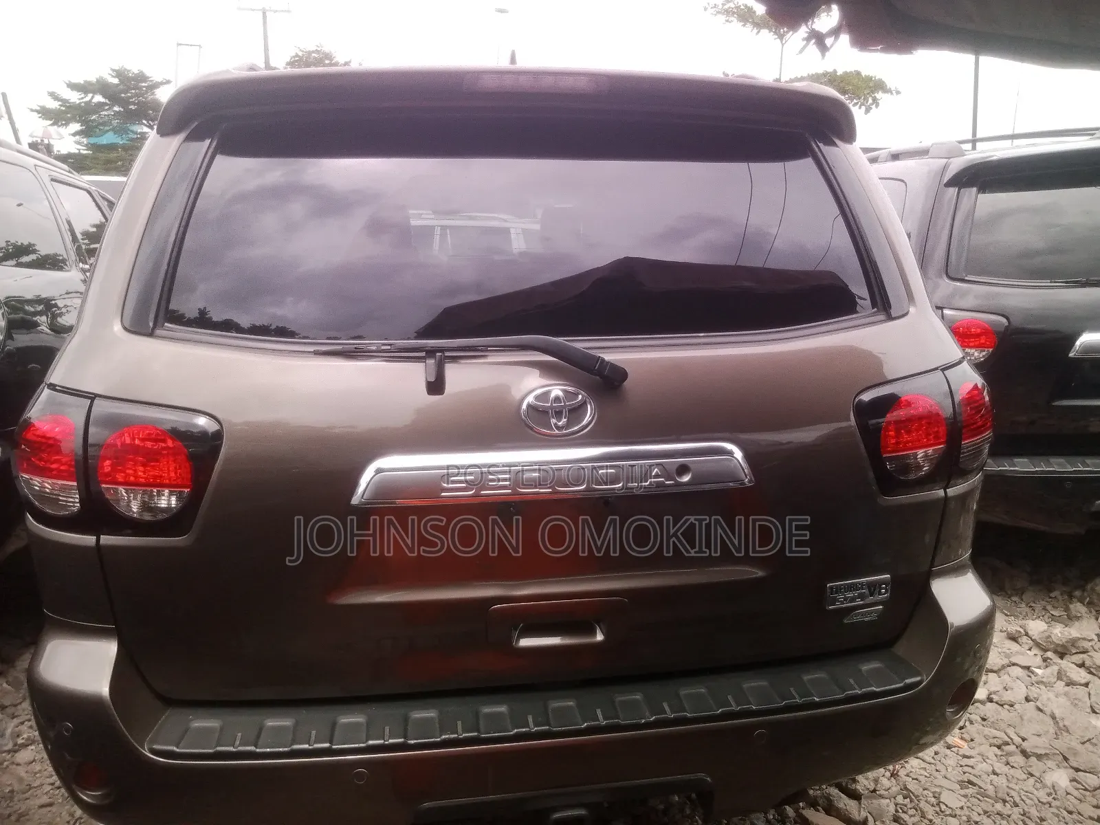 Toyota Sequoia Platinum 4dr SUV (5.7L 8cyl 6A) 2015 Brown