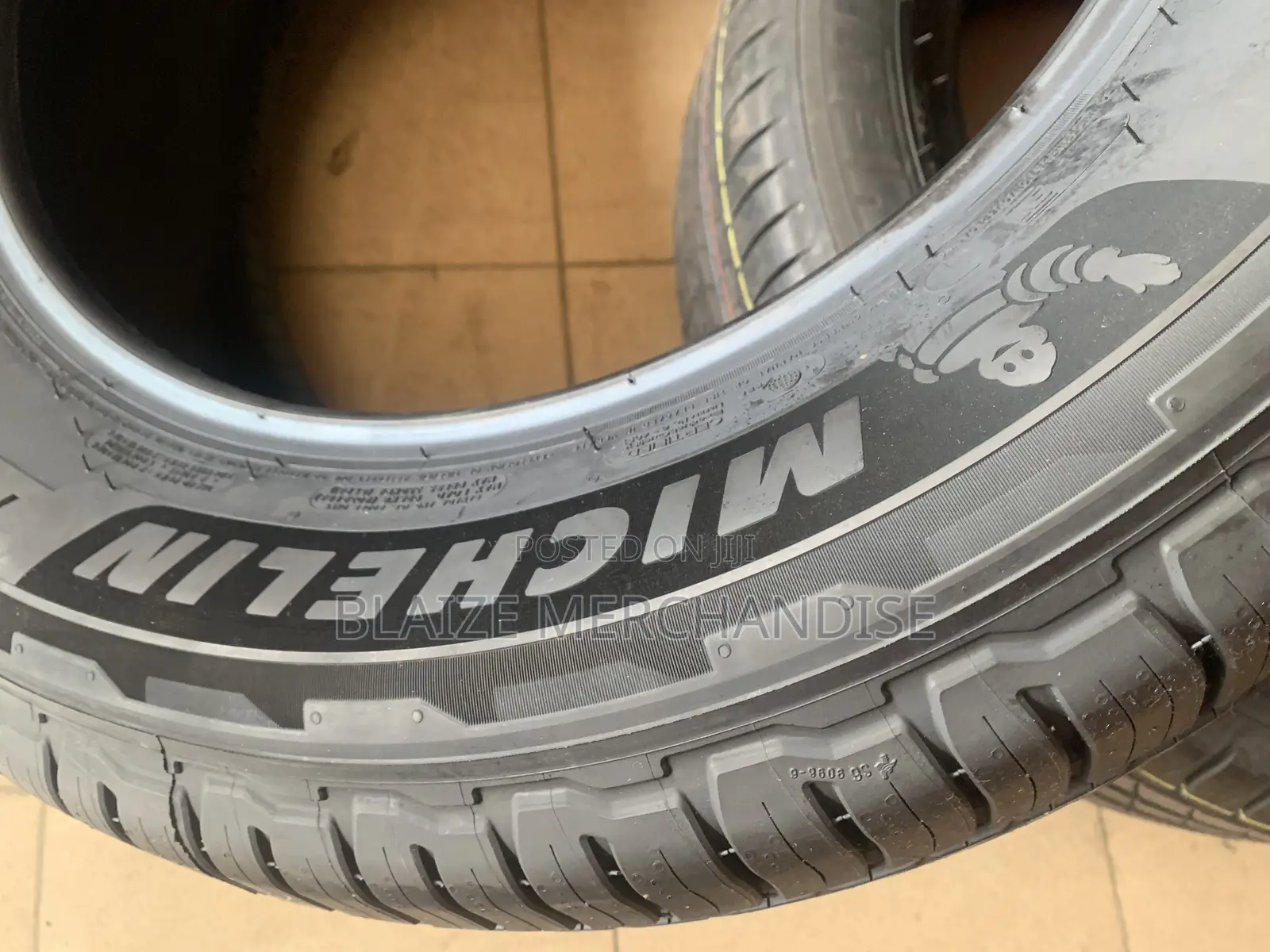 245/60r18 Michelin Tyre