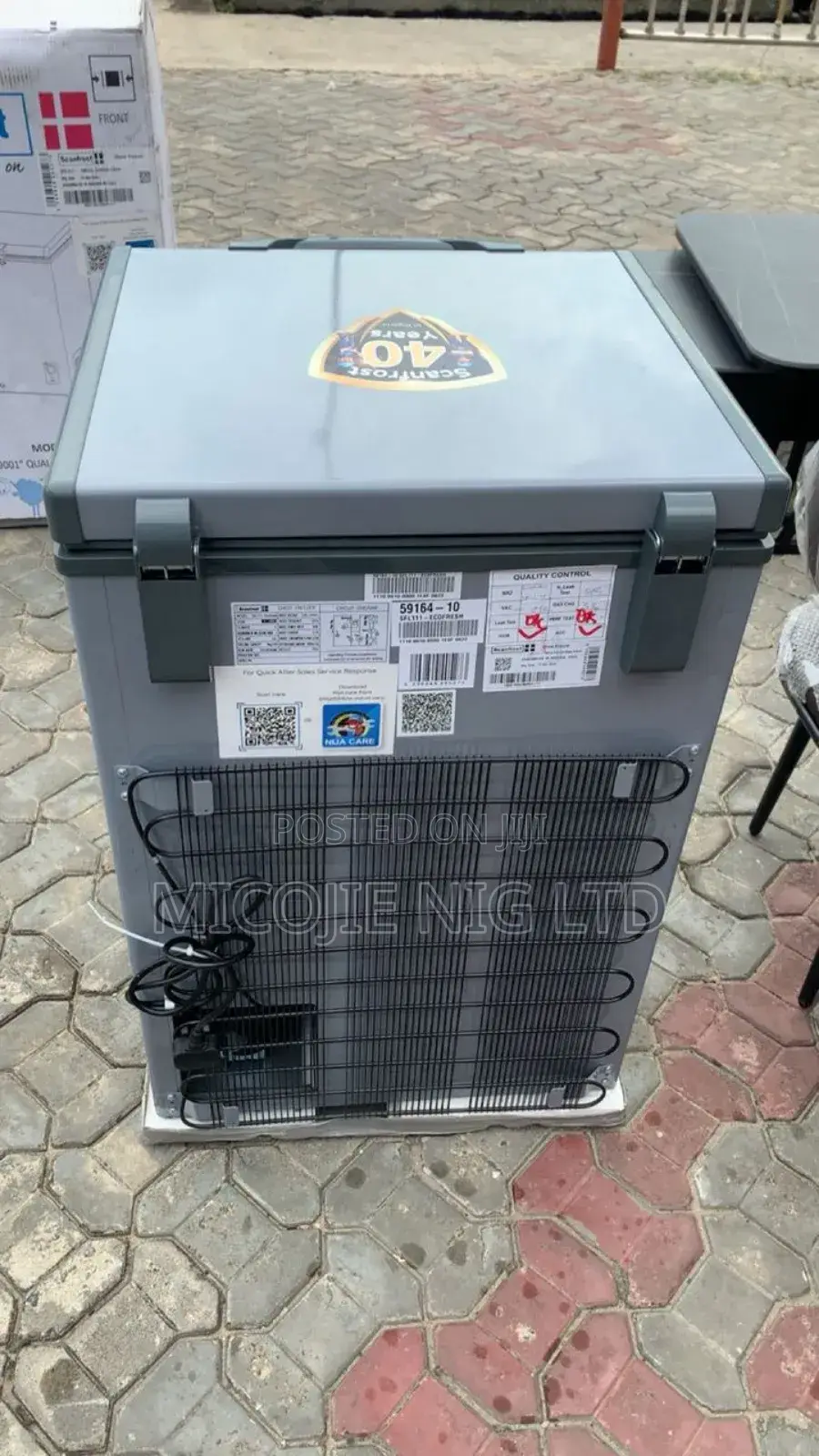 Scanfrost Chest Freezer SFL 111