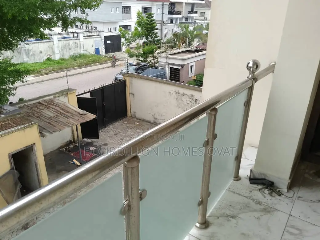 4bdrm Duplex in Lekki Phase 1 for rent