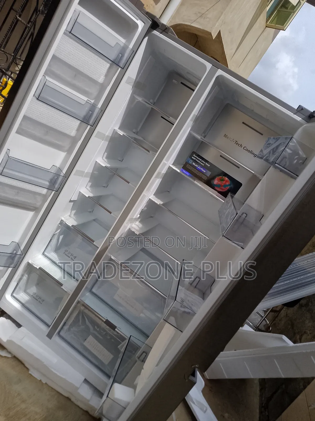 Hisense Side by Side Refrigerator With Metal Cooling Feature