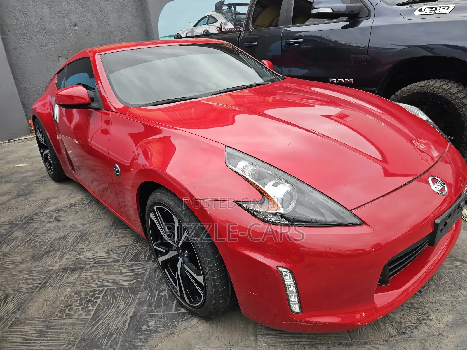 Nissan 370Z 2017 Red