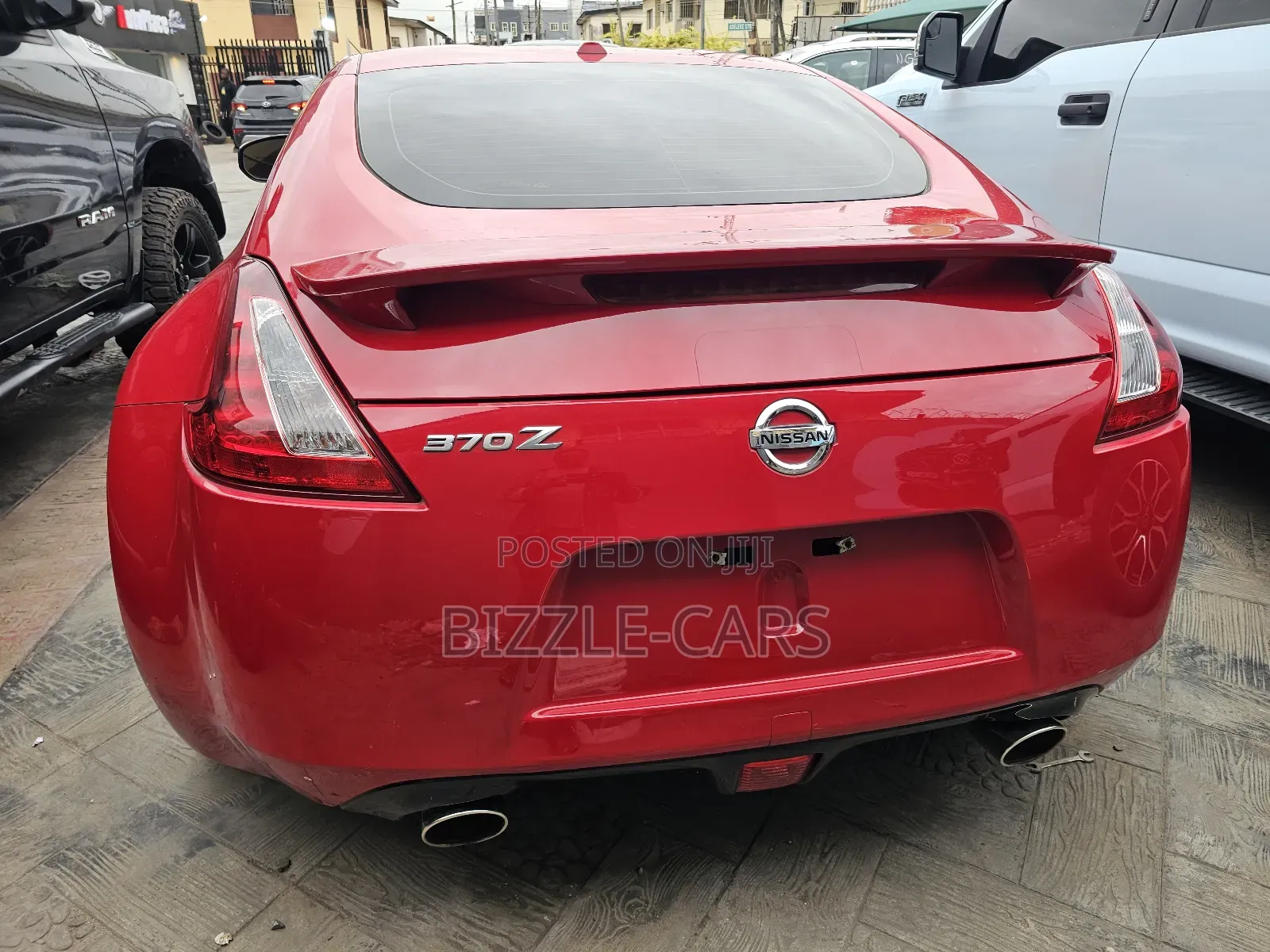 Nissan 370Z 2017 Red