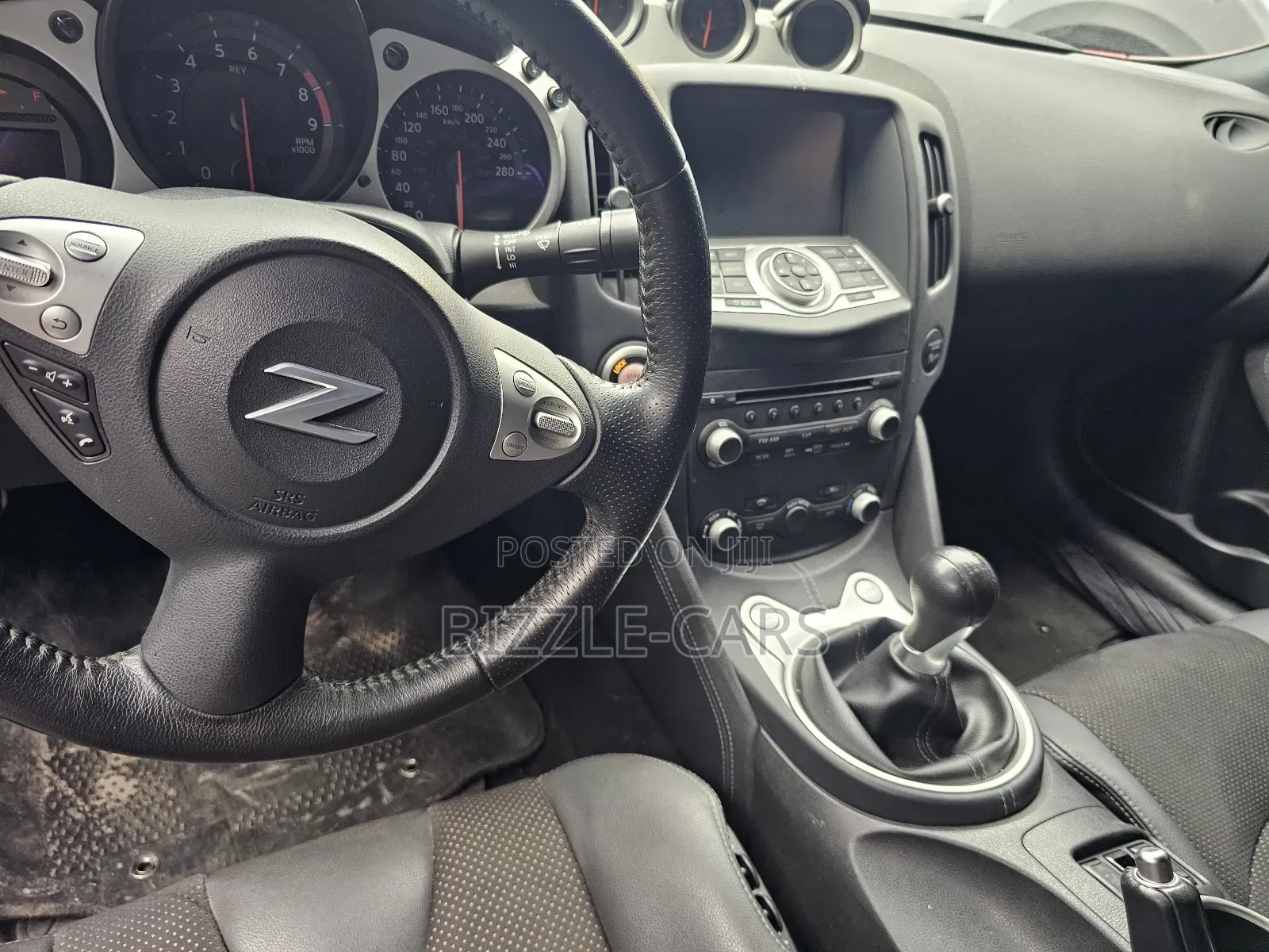 Nissan 370Z 2017 Red