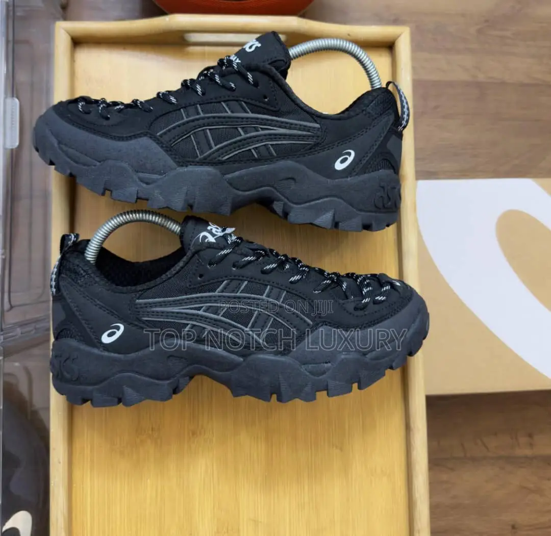 Original *U.Sage Asics Fw24 Gel-Pickax ‘Modern Safari ‘*
