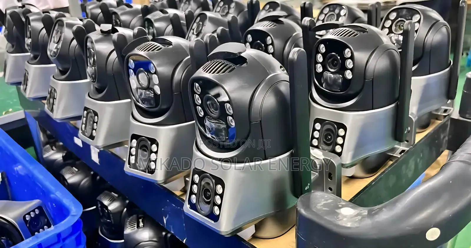 Double Lens CCTV Solar Camera With Night Vision and Light