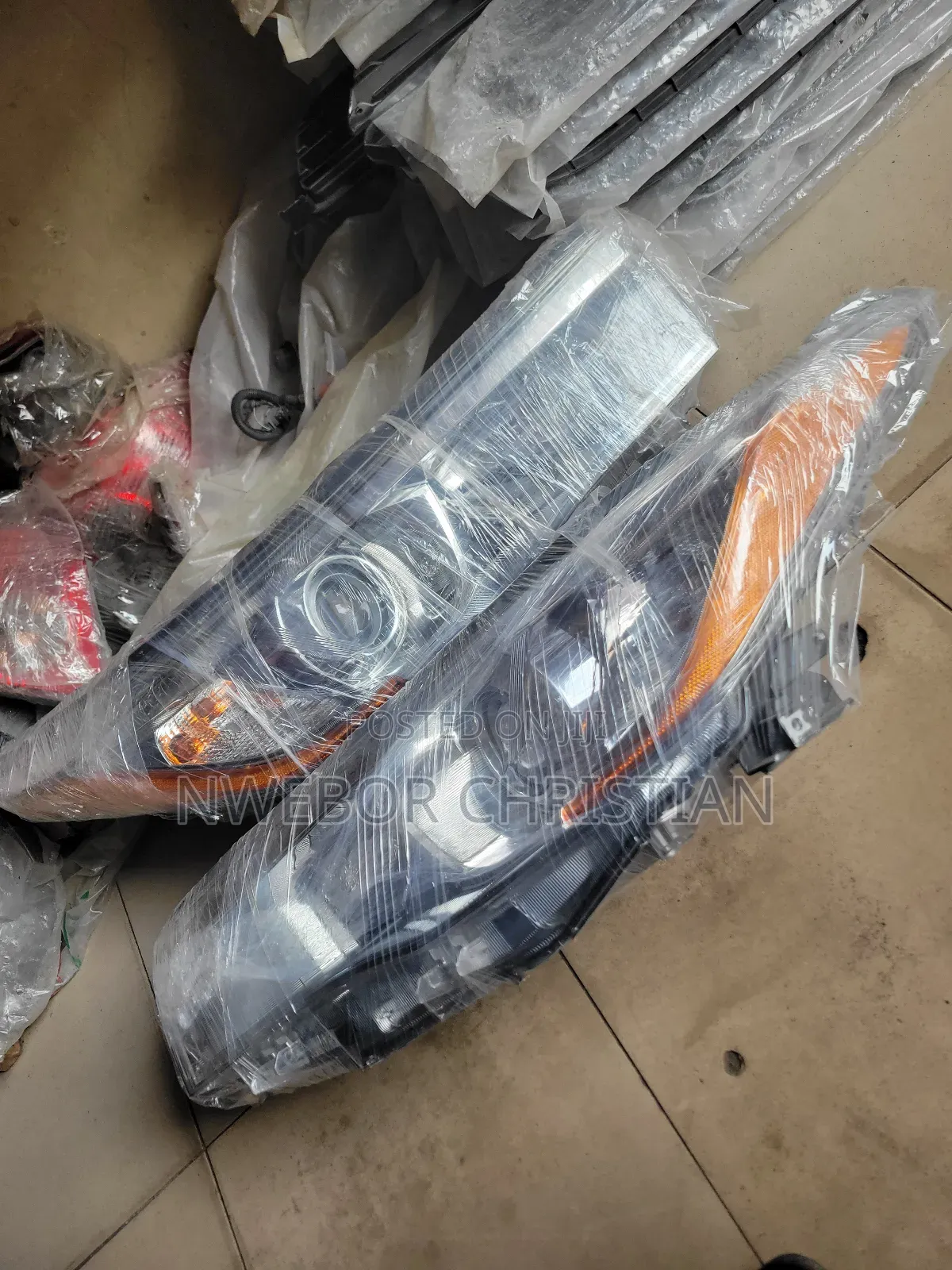 Headlight for Toyota Highlander 2014 Is Available