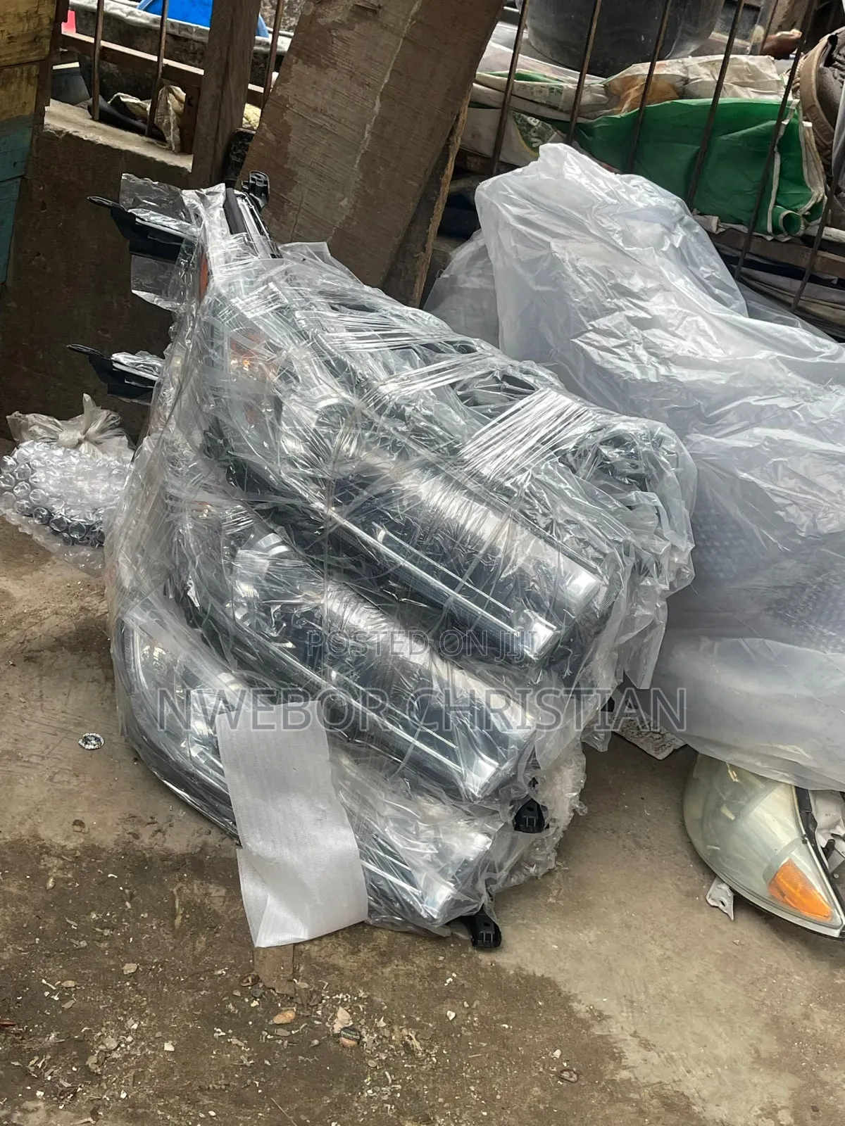 Headlight for Toyota Highlander 2018 Is Available Now