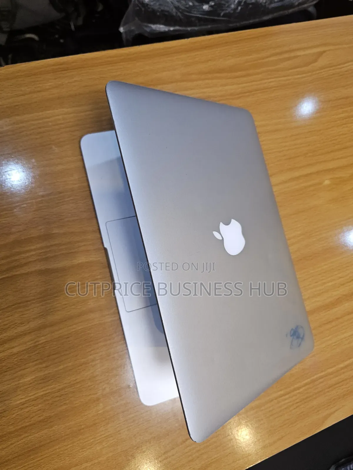 Laptop Apple MacBook Pro 2015 8GB Intel Core I5 SSD 256GB