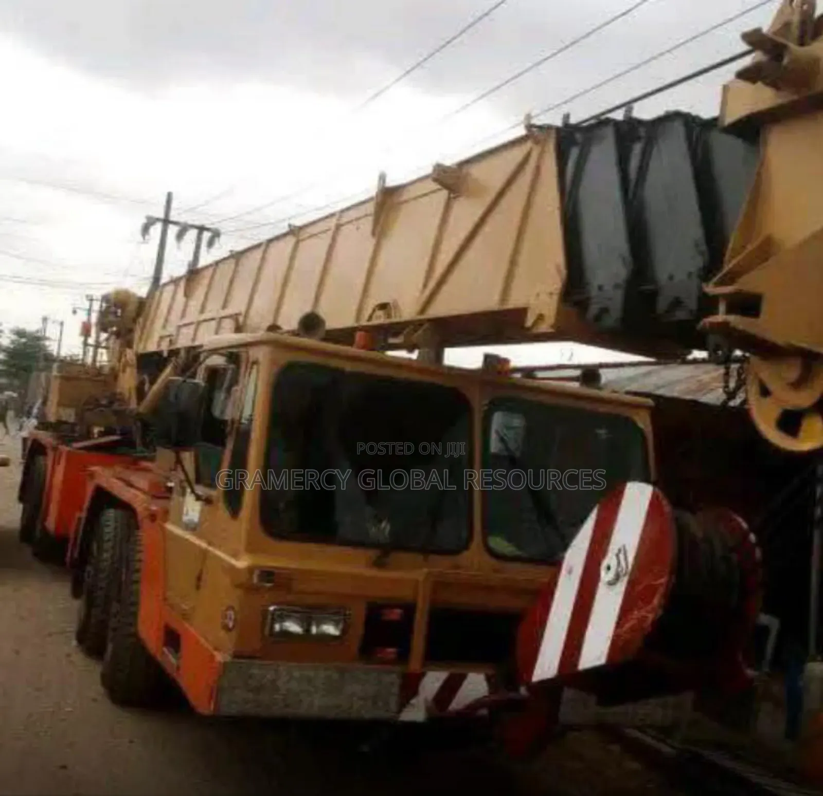 Clean Nigerian Used 60 Ton Grove Mobile Truck Crane for Sale