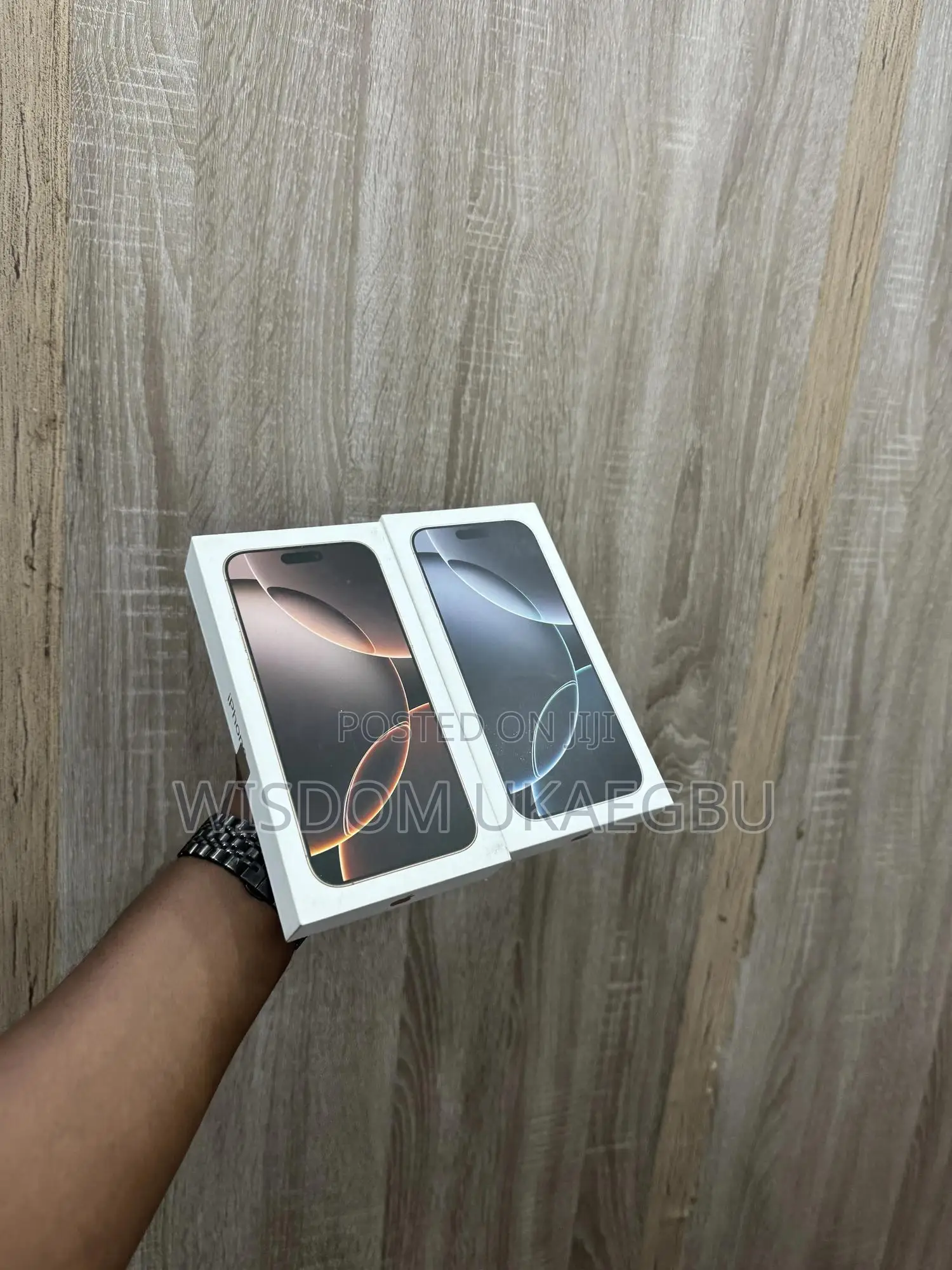 New Apple iPhone 16 Pro Max 1 TB Gold