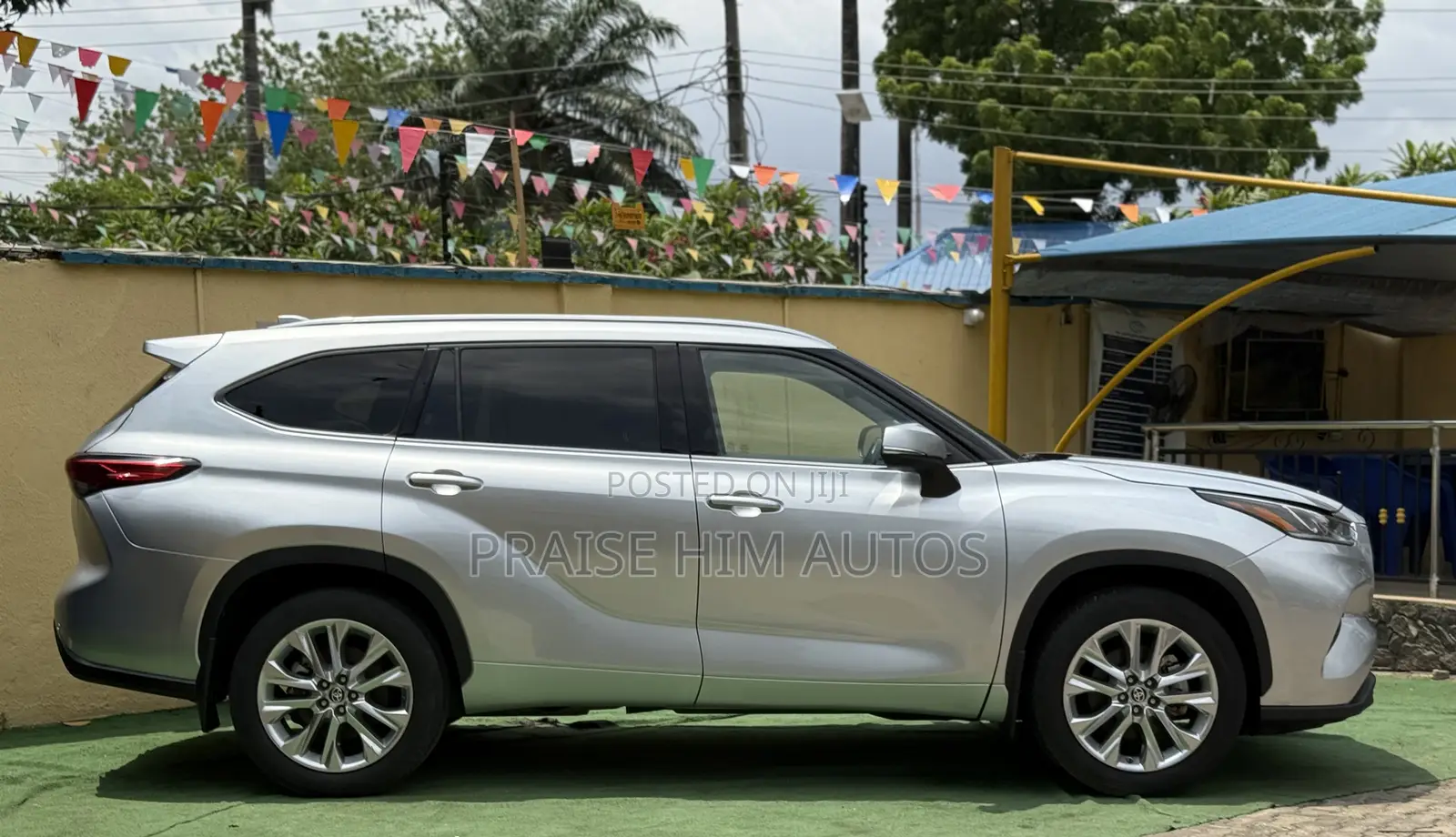 Toyota Highlander Limited AWD 2020 Silver
