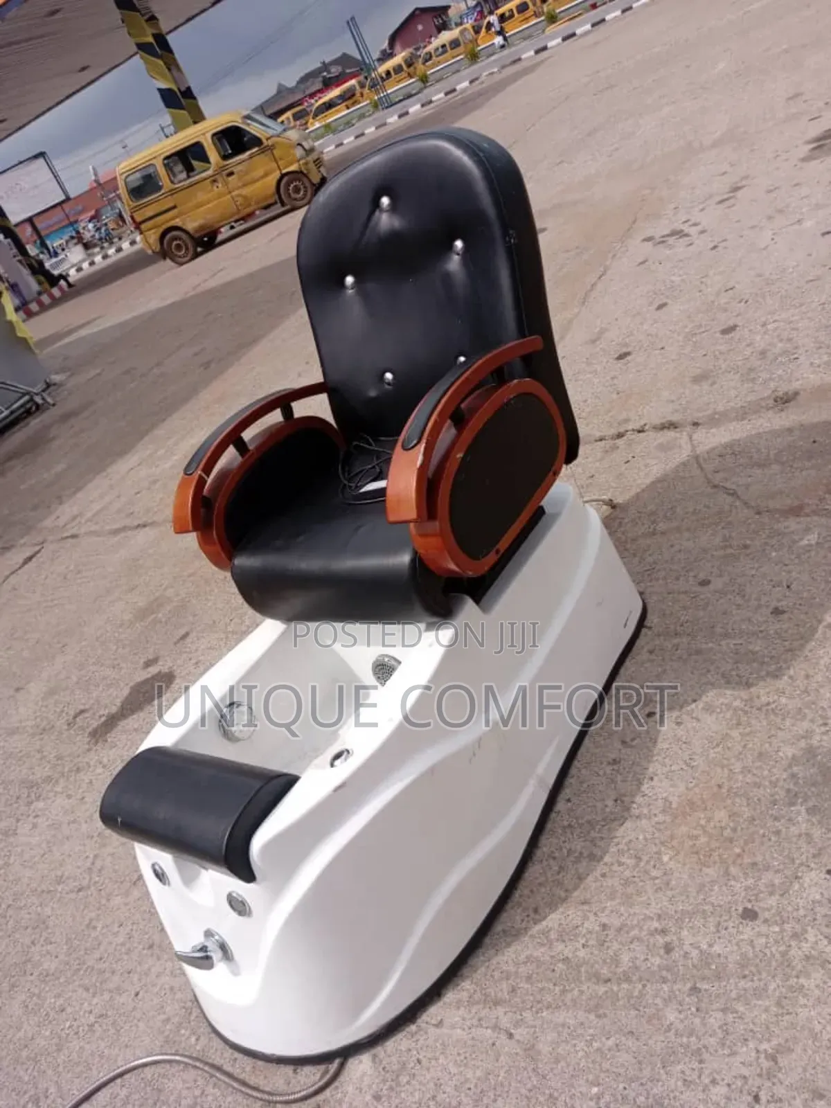 Imported Luxury Pedicure Vibrating Massage Chair