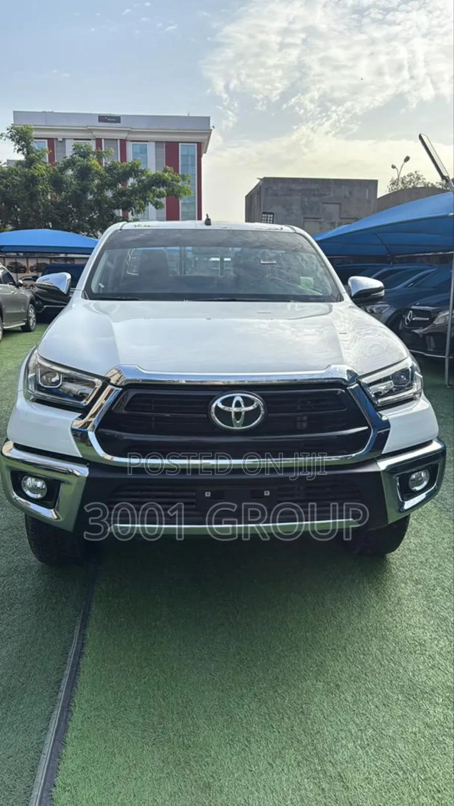 New Toyota Hilux 2024 White