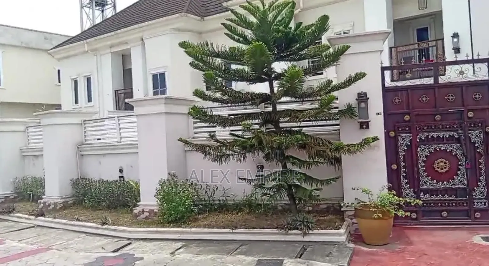6bdrm Duplex in Amuwo-Odofin for sale