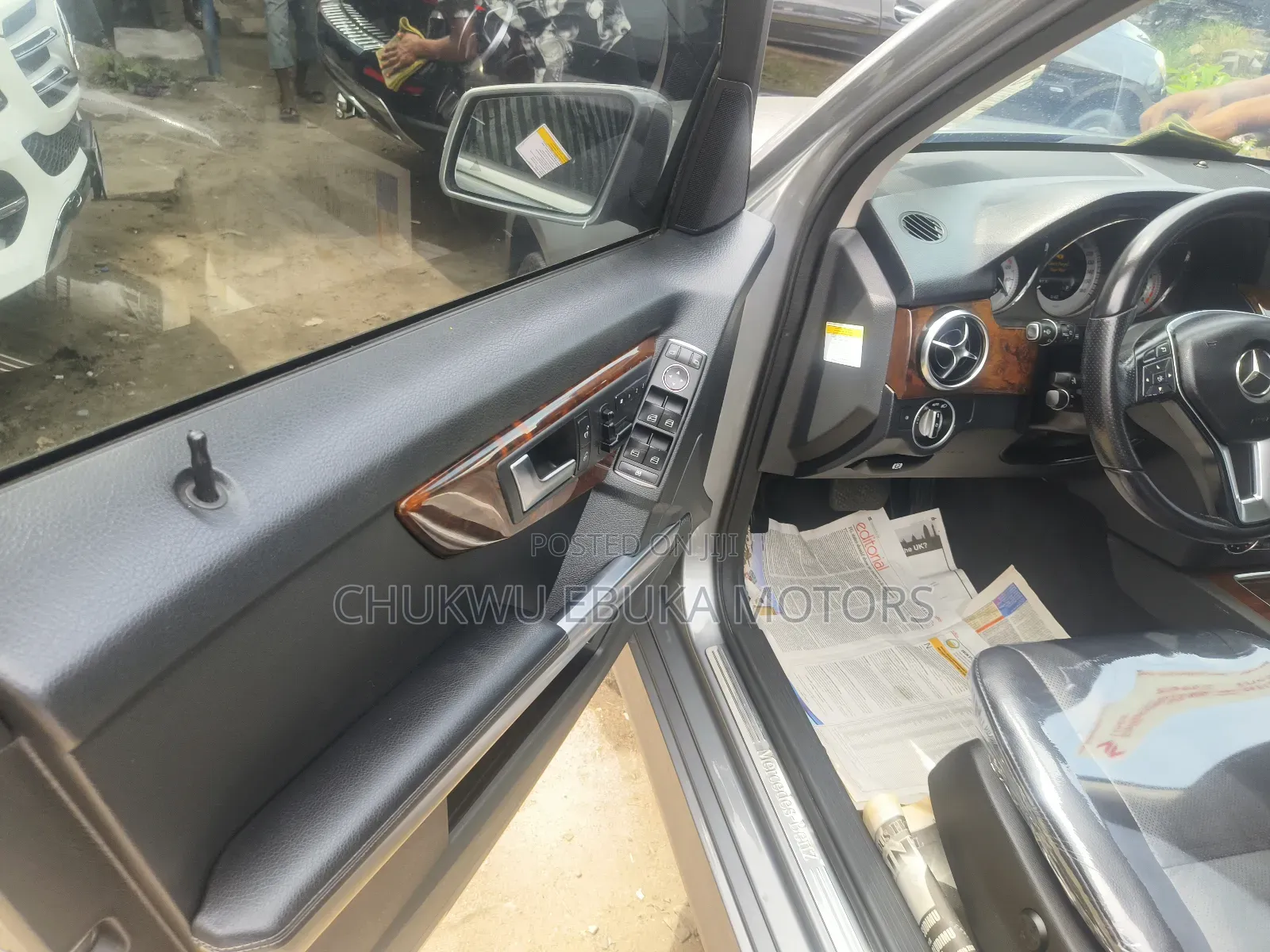 Mercedes-Benz GLK-Class Base GLK 350 4dr AWD 4MATIC (3.5L 6cyl 7A) 2015