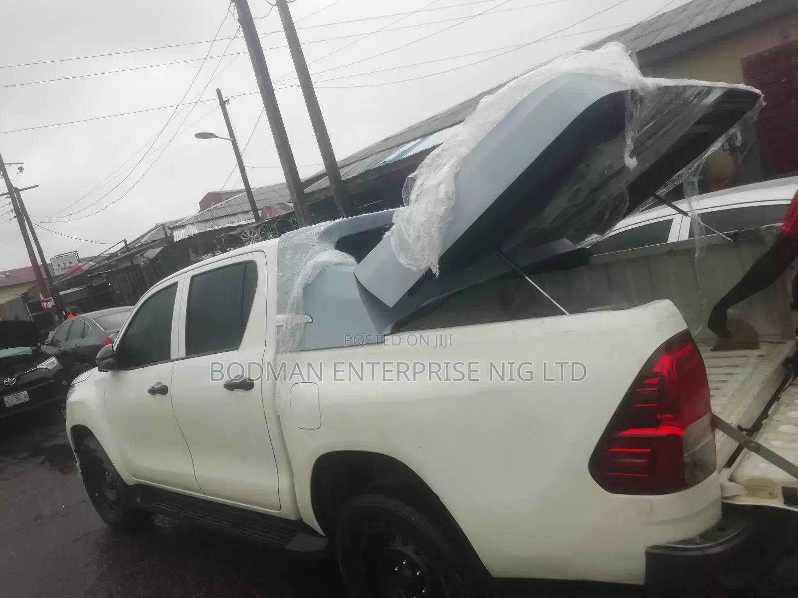 Booth Cover for Toyota Hilux *, /==_5