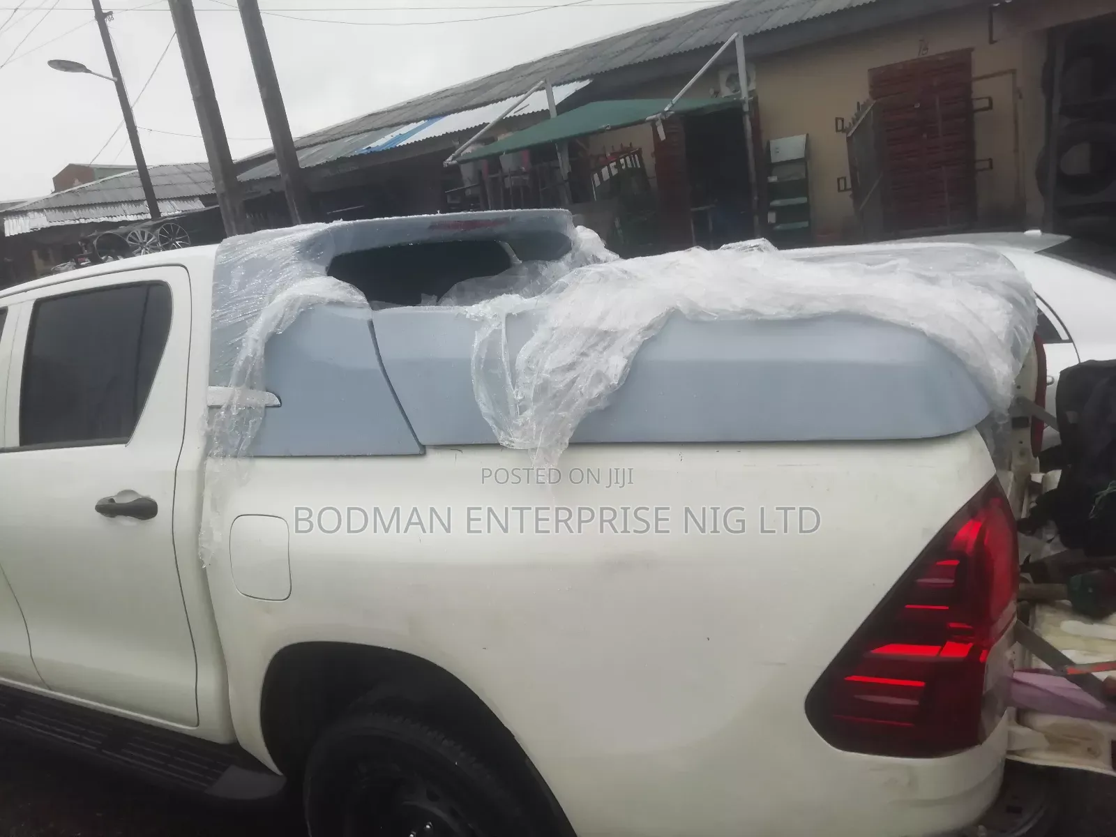 Booth Cover for Toyota Hilux *, /==_5