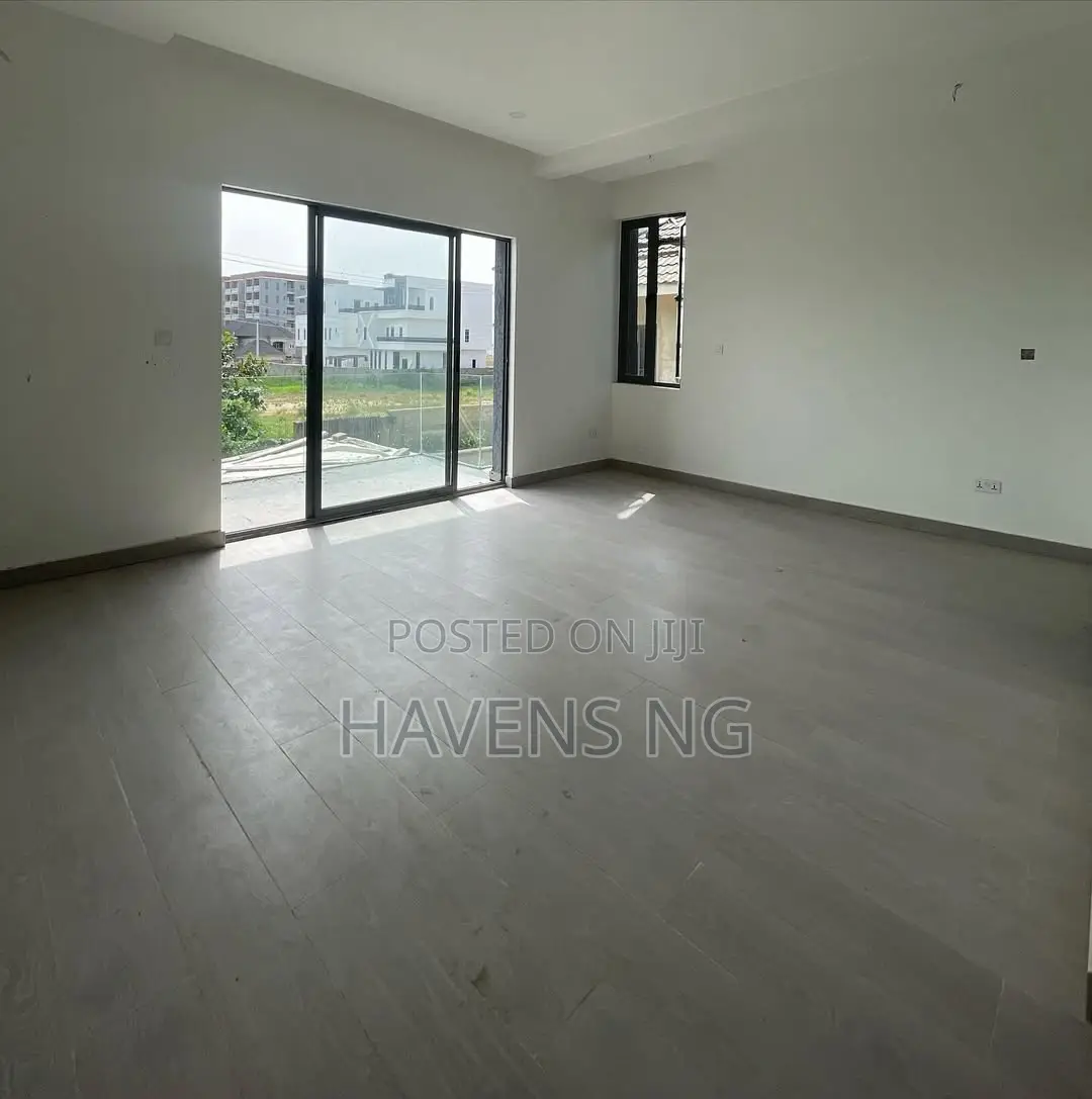 2bdrm Apartment in Ikate for sale