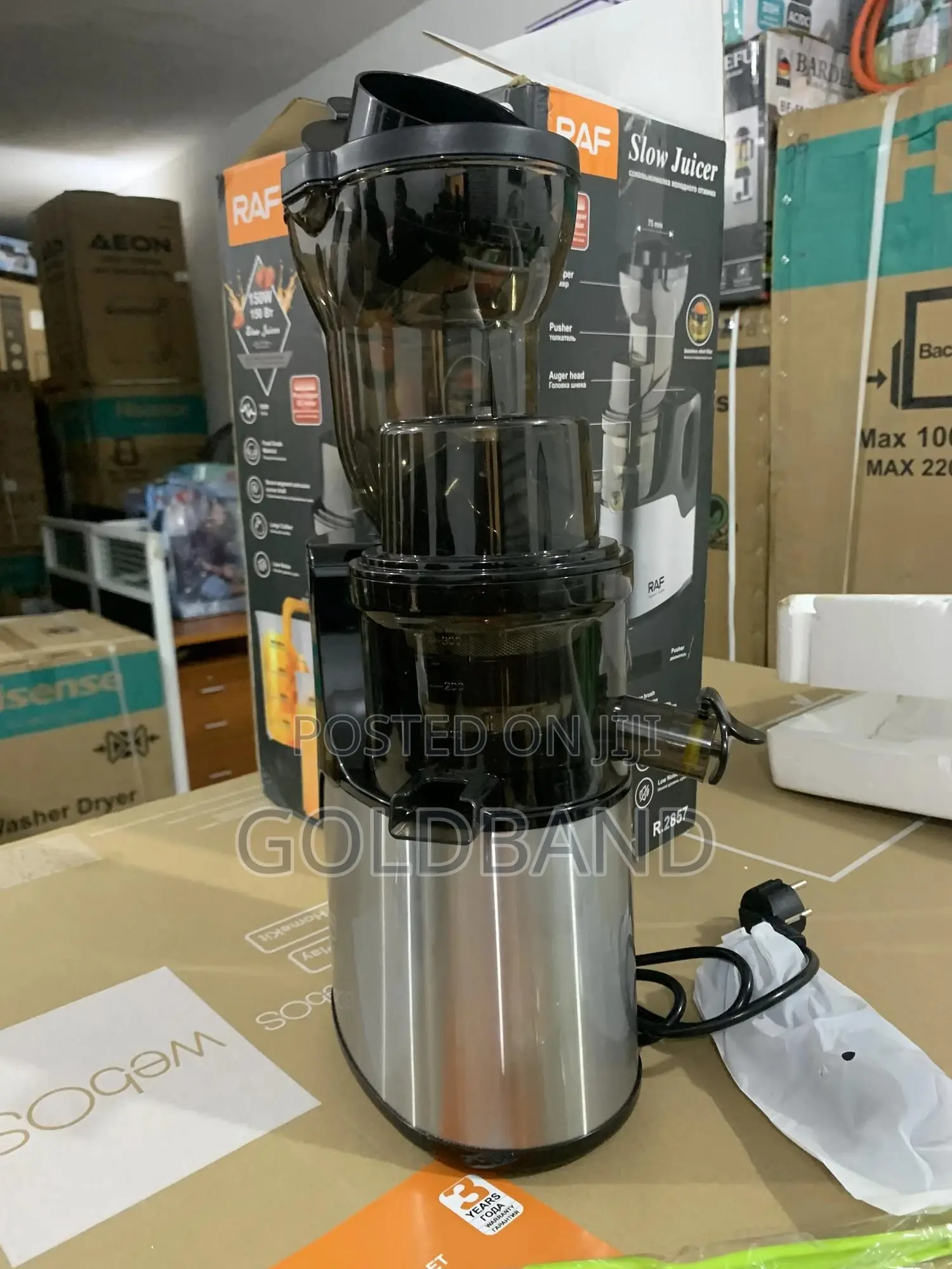 Carefully Engineered Raf 150w Slow Juicer R-2857