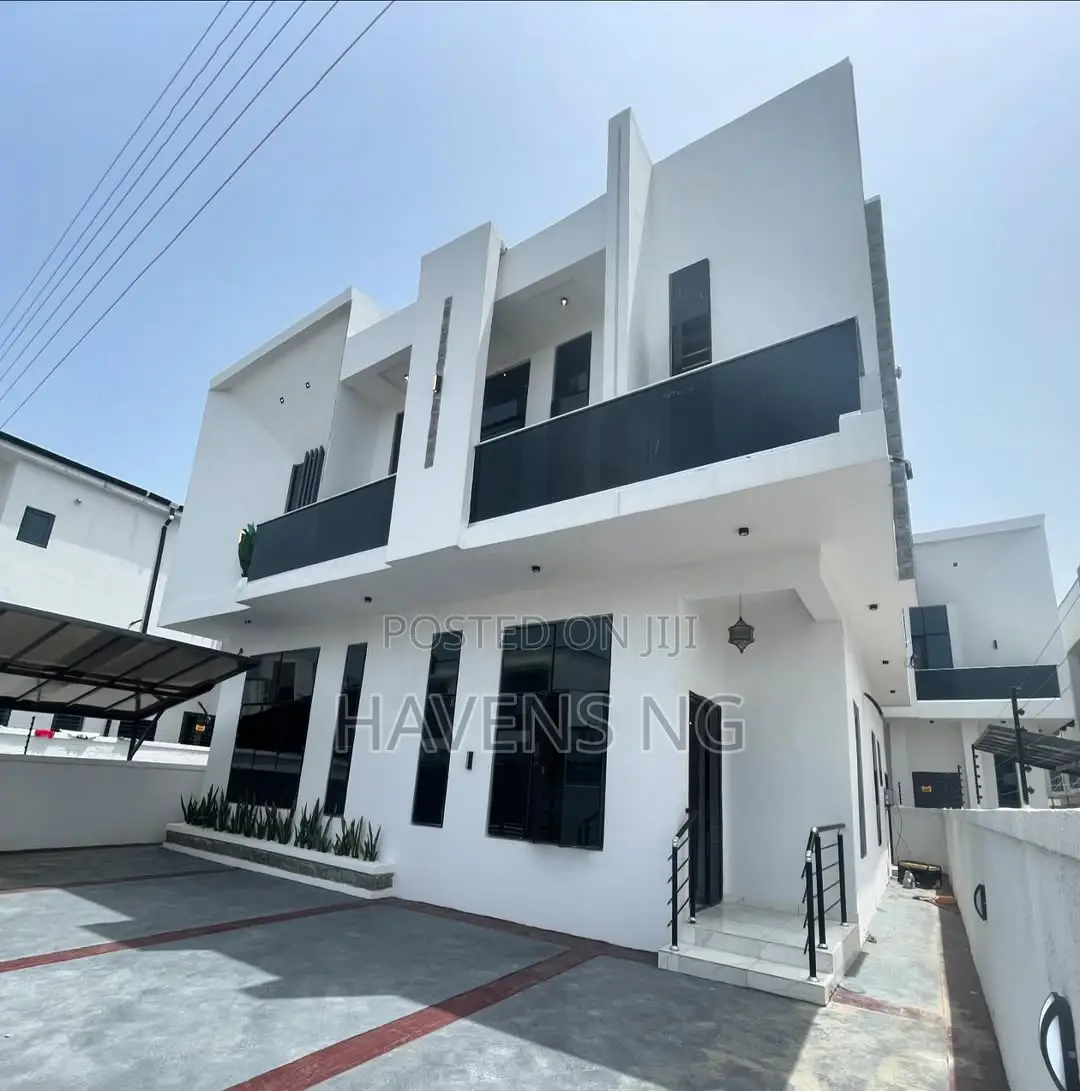 5bdrm Duplex in Lekki Phase 1 for sale
