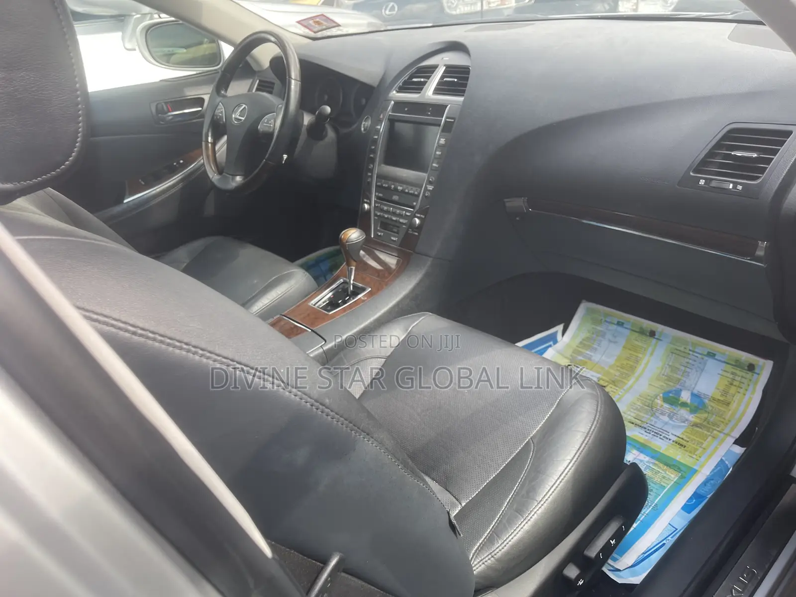 Lexus ES 2018 Silver