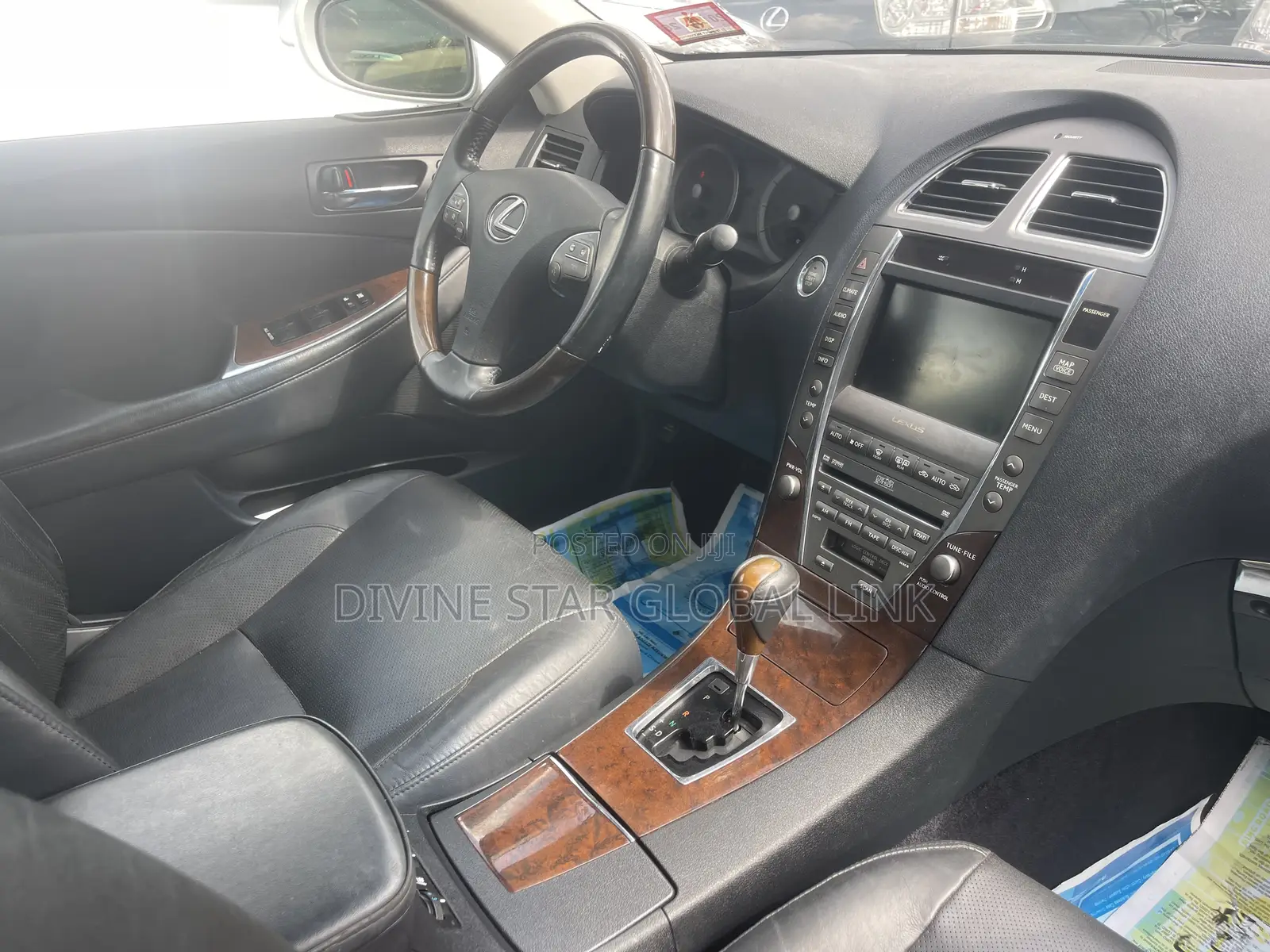 Lexus ES 2018 Silver