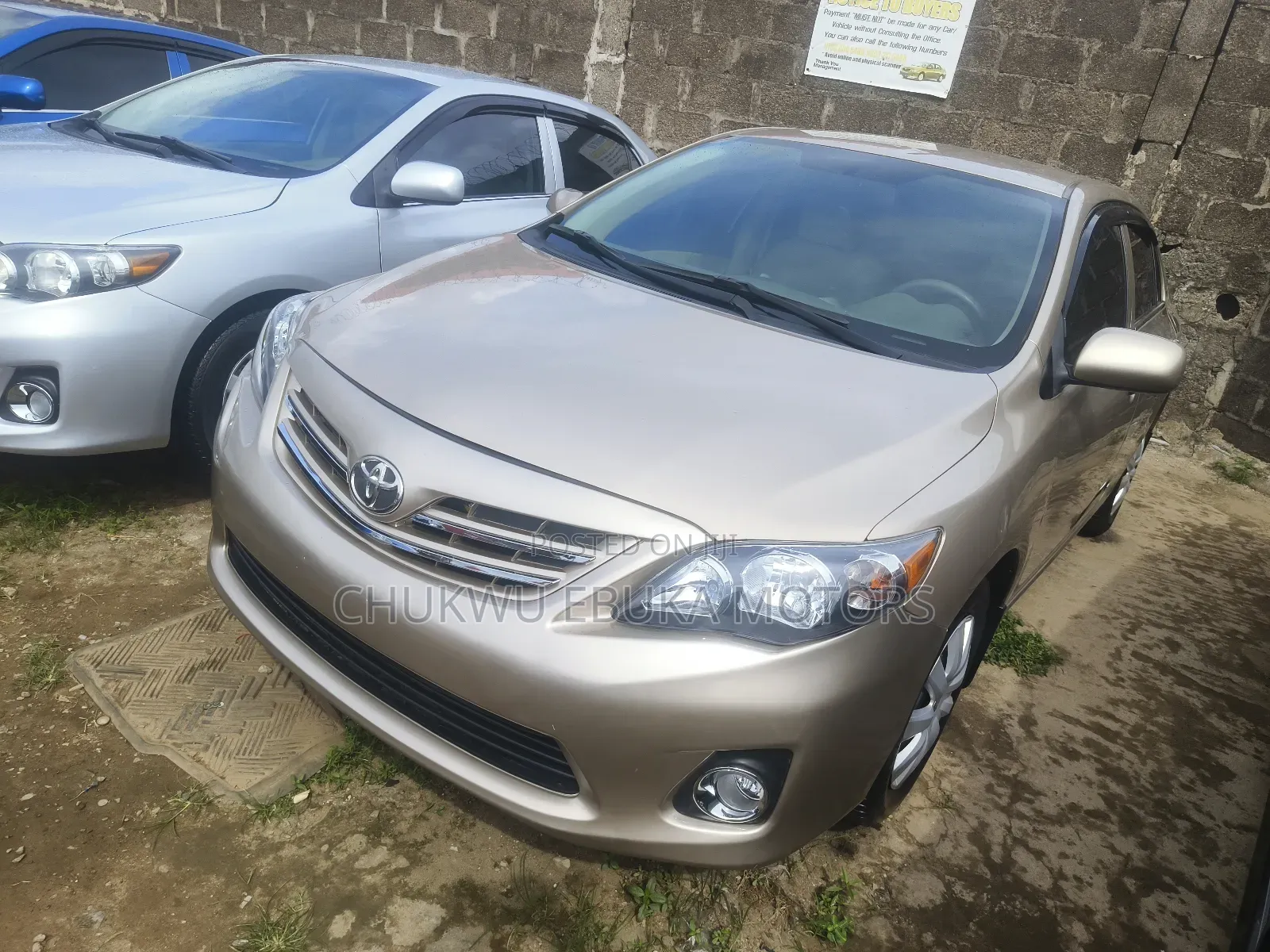Toyota Corolla LE 4dr Sedan (1.8L 4cyl 4A) 2010 Gold