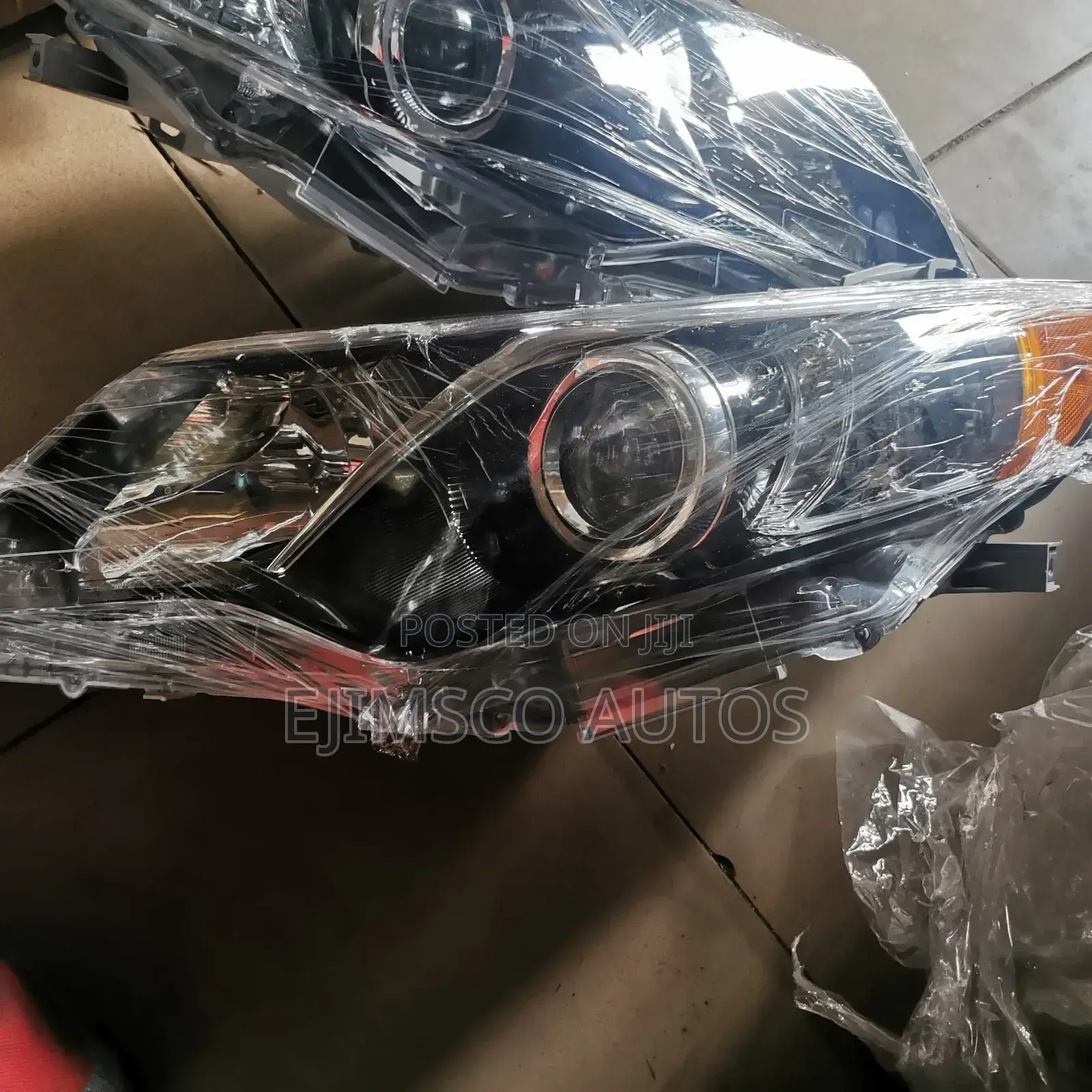Headlamp Camry 2012/2013 (Dark Face)