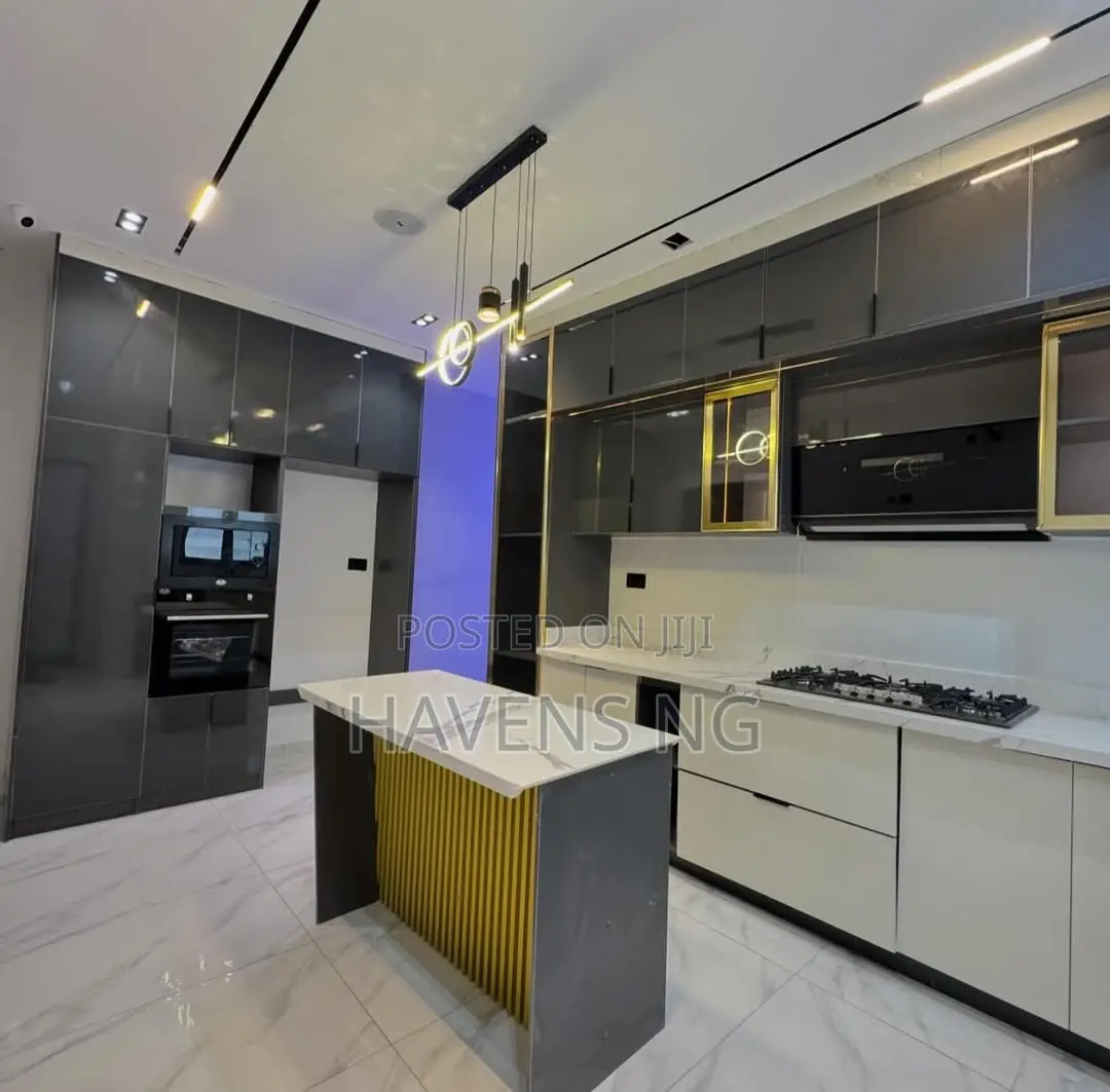 4bdrm Duplex in Ikate for sale
