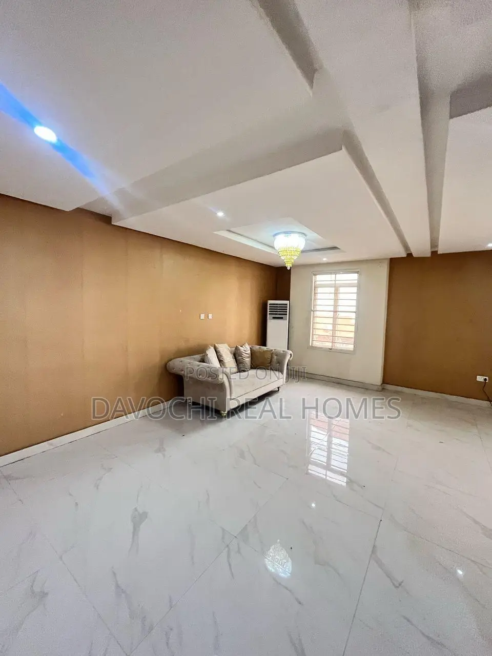 5bdrm Duplex in Lekki Phase1 for rent