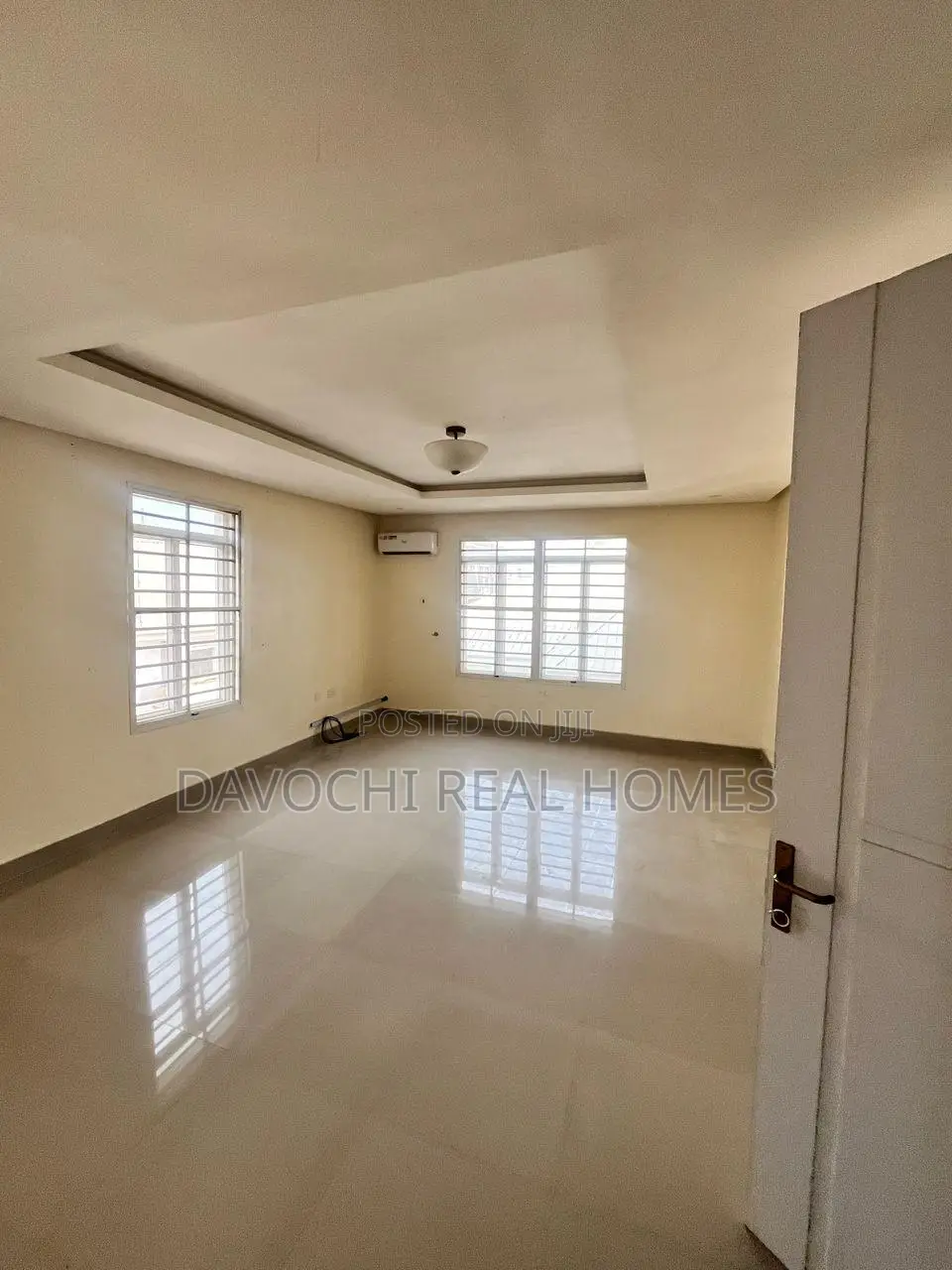 5bdrm Duplex in Lekki Phase1 for rent