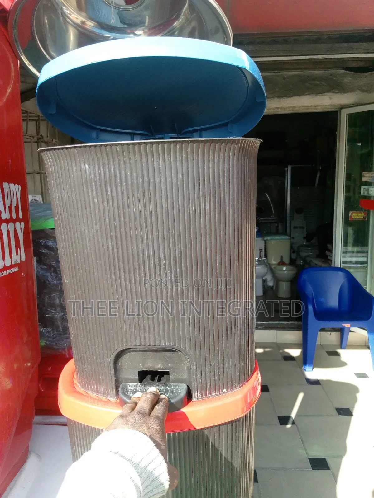 Brand New Pedal Waste Bin