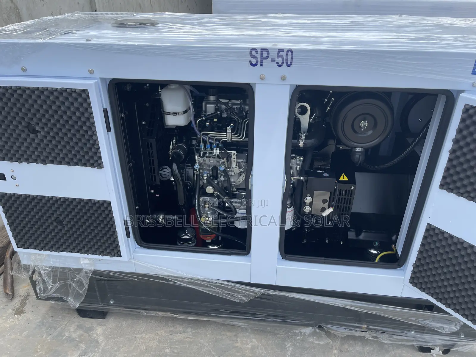 Original England Perkins Soundproof Diesel Generator 50kva