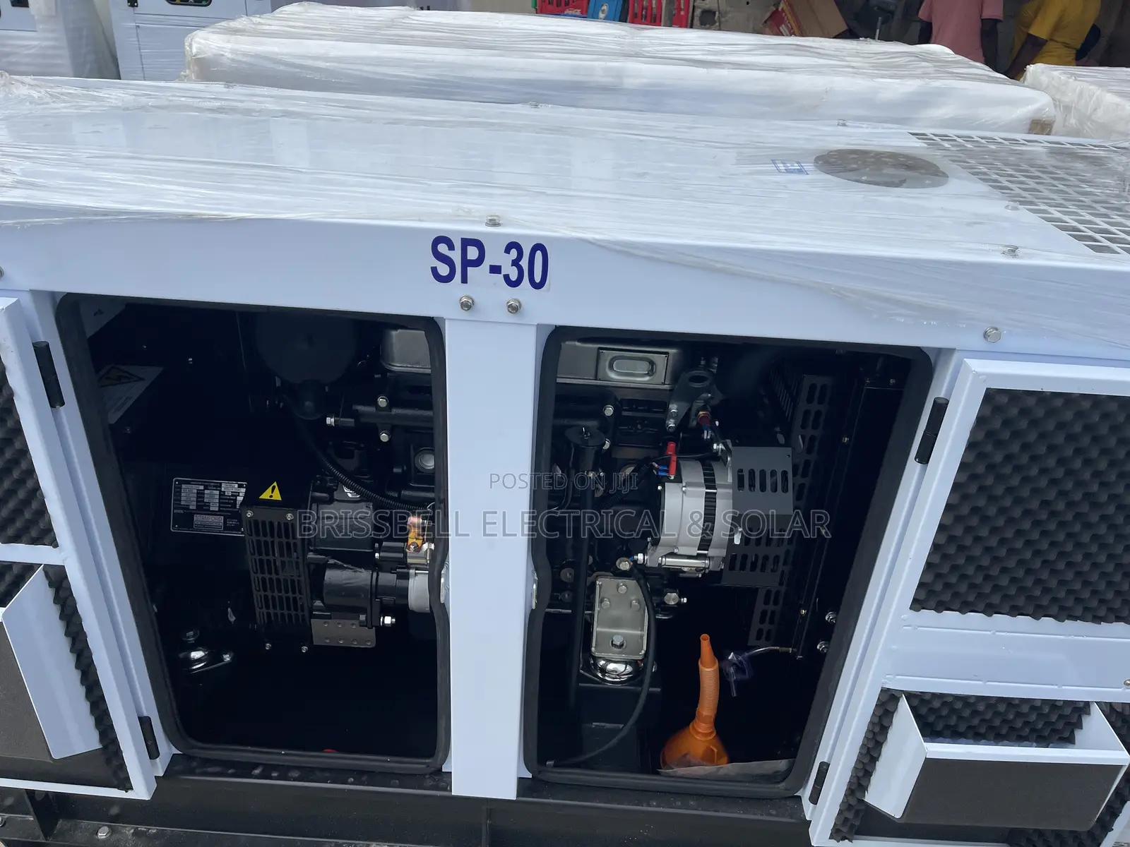 Original England Perkins Soundproof Diesel Generator 30kva