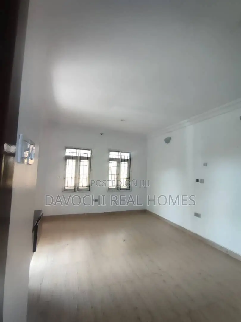 4bdrm Duplex in Lekki County for rent
