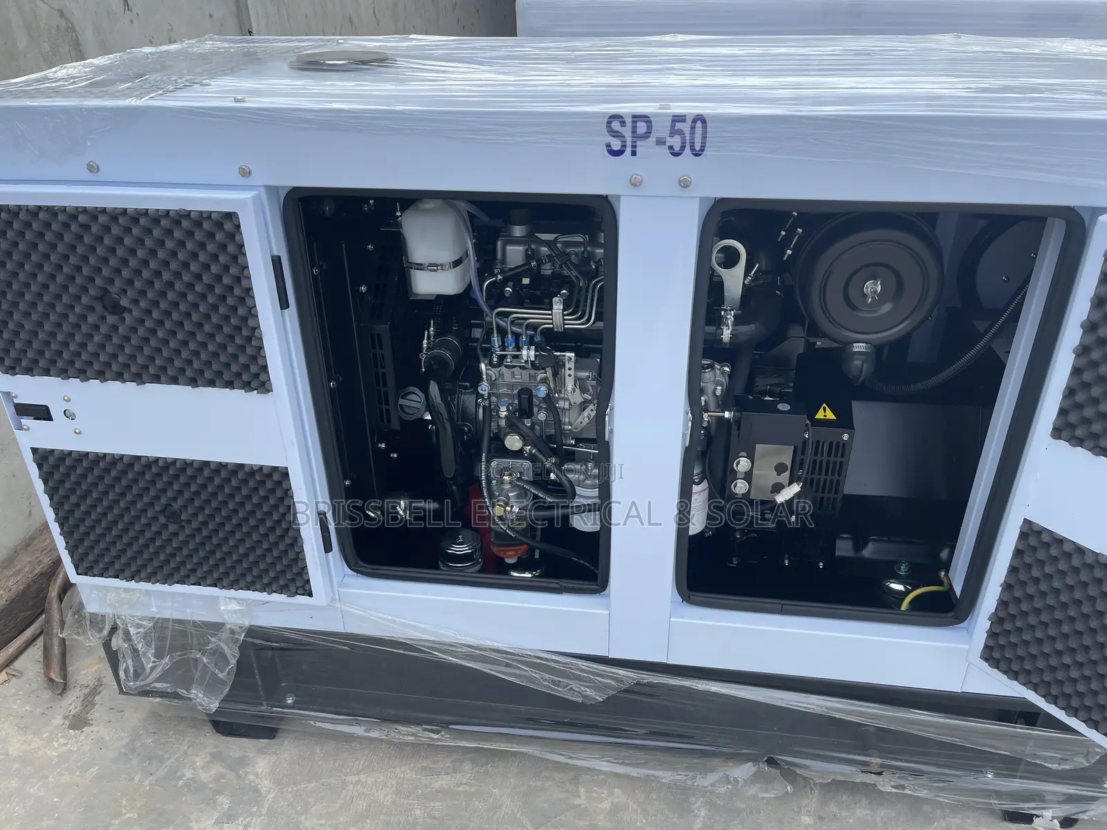 Original England Perkins Soundproof Diesel Generator 50kva