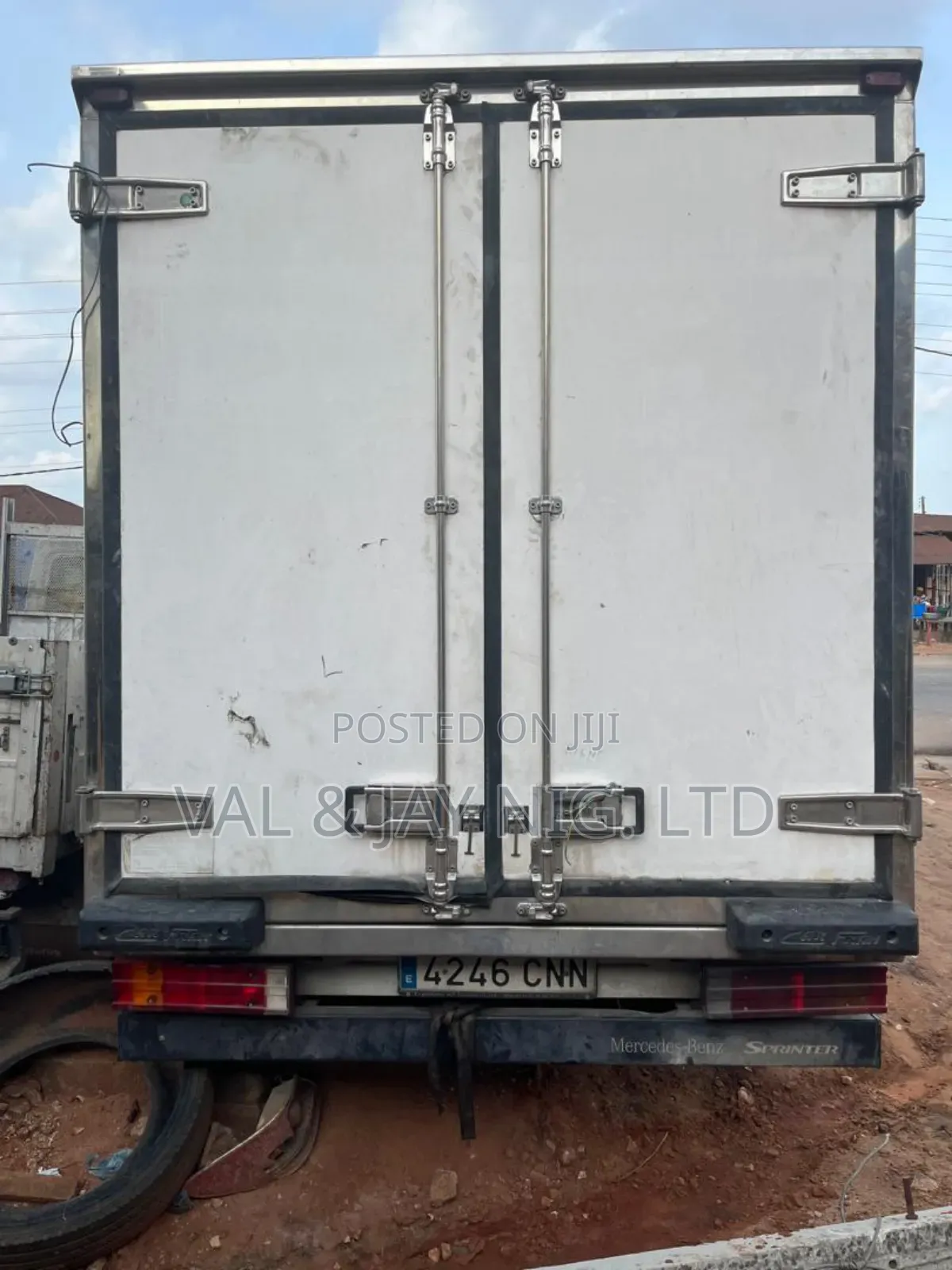 Mercedes Benz Cooling Van - Foreign Use