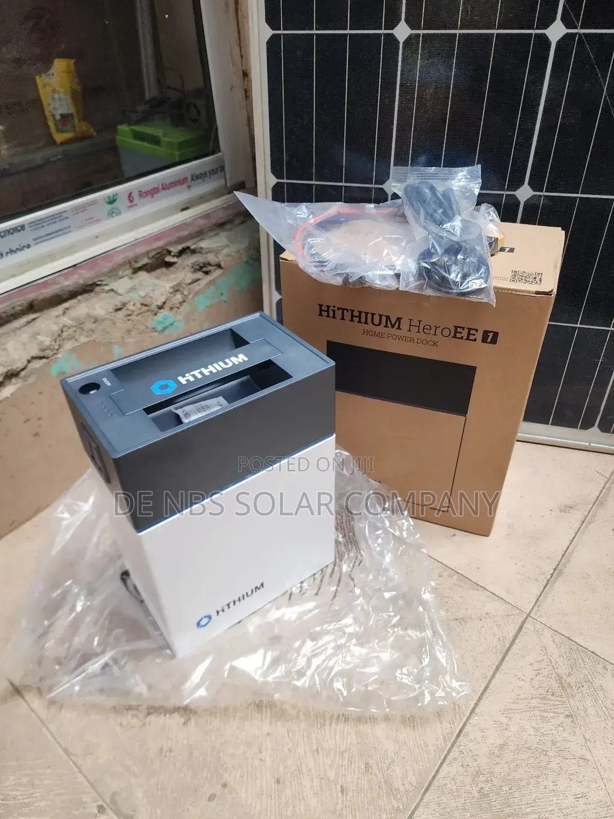 1kw Hithuim Solar Generator With Inbuilt Lifep04 Battery