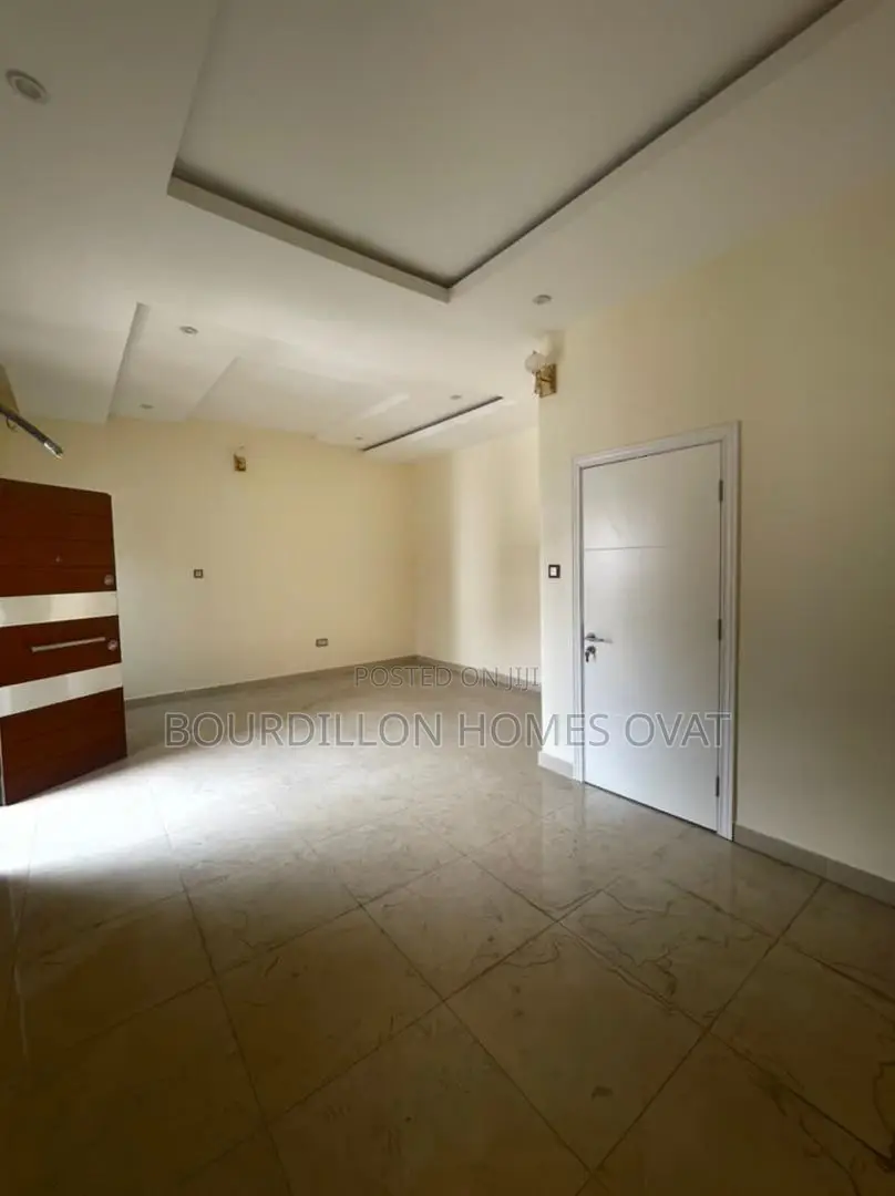 4bdrm Duplex in Ikate for sale
